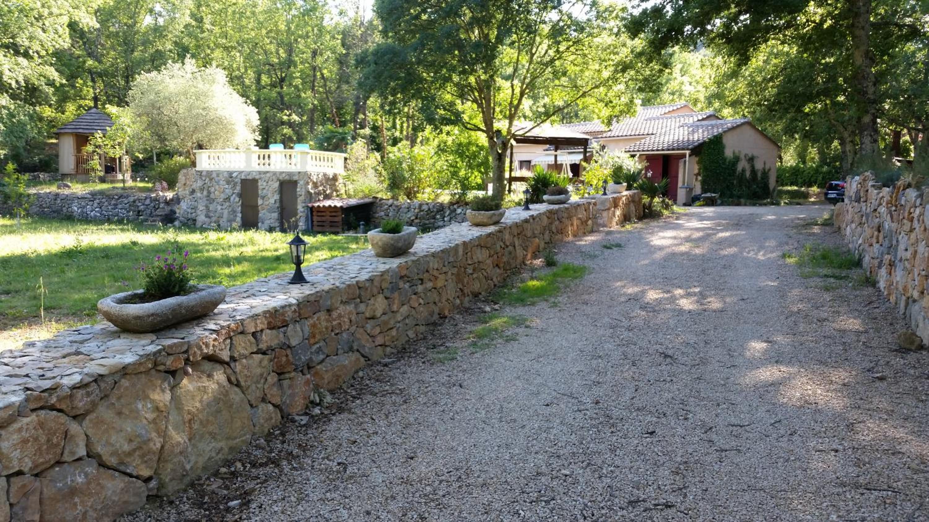 Le Donjon des Combes et son Spa