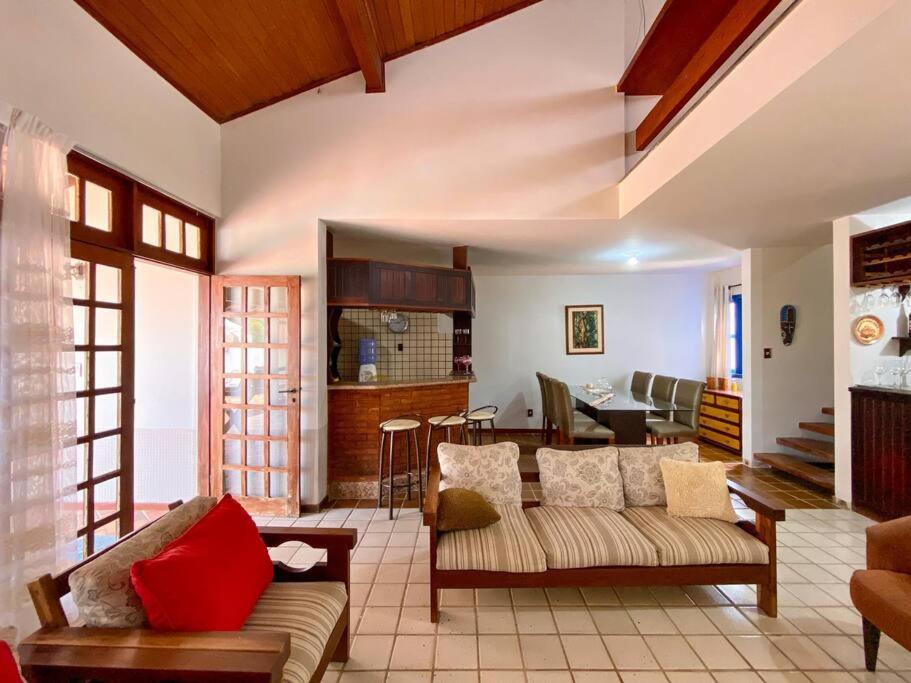 Linda casa Beira-mar Meaípe Vista incrível