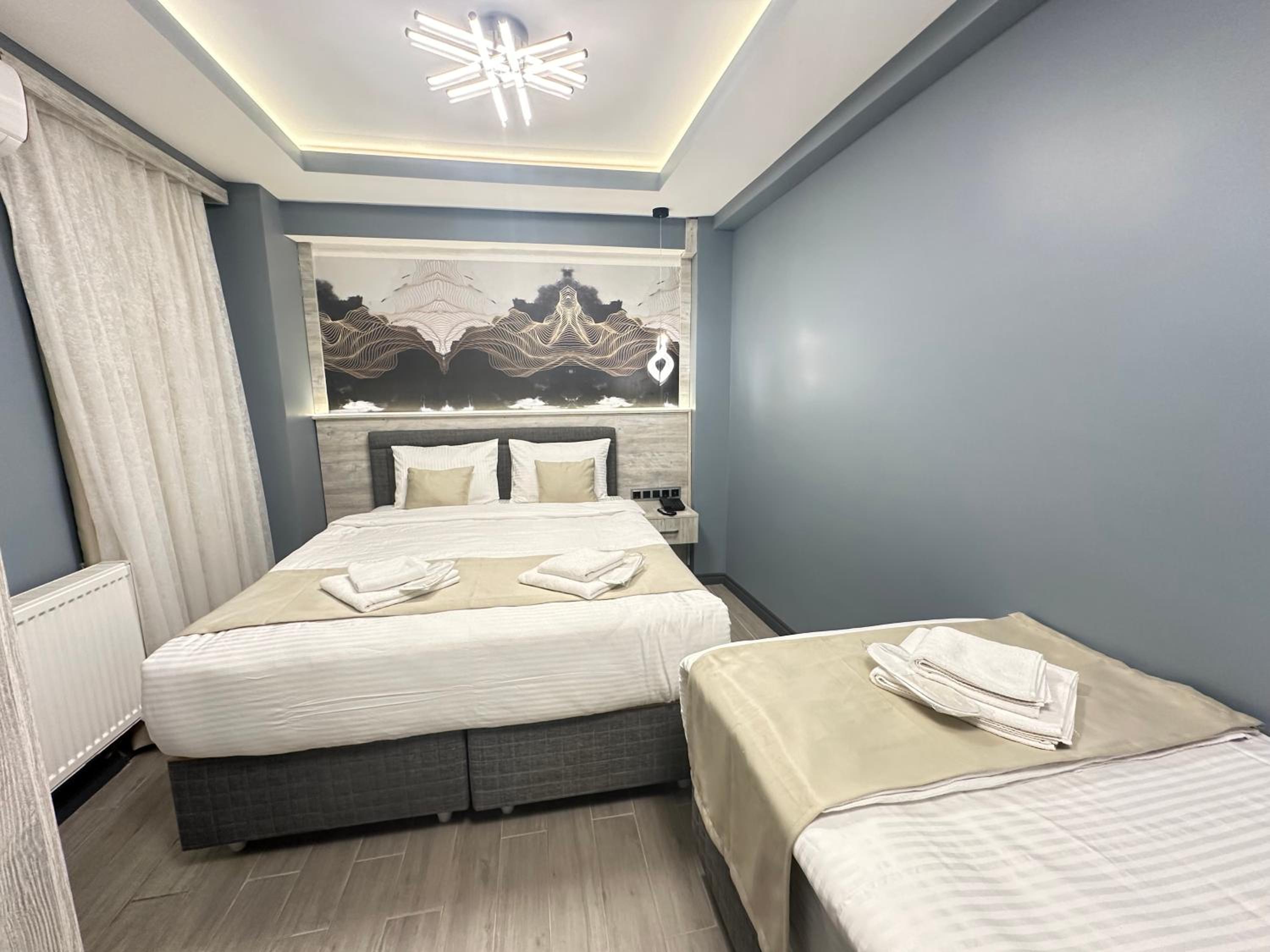 Blue Moonrise Otel - Image 65