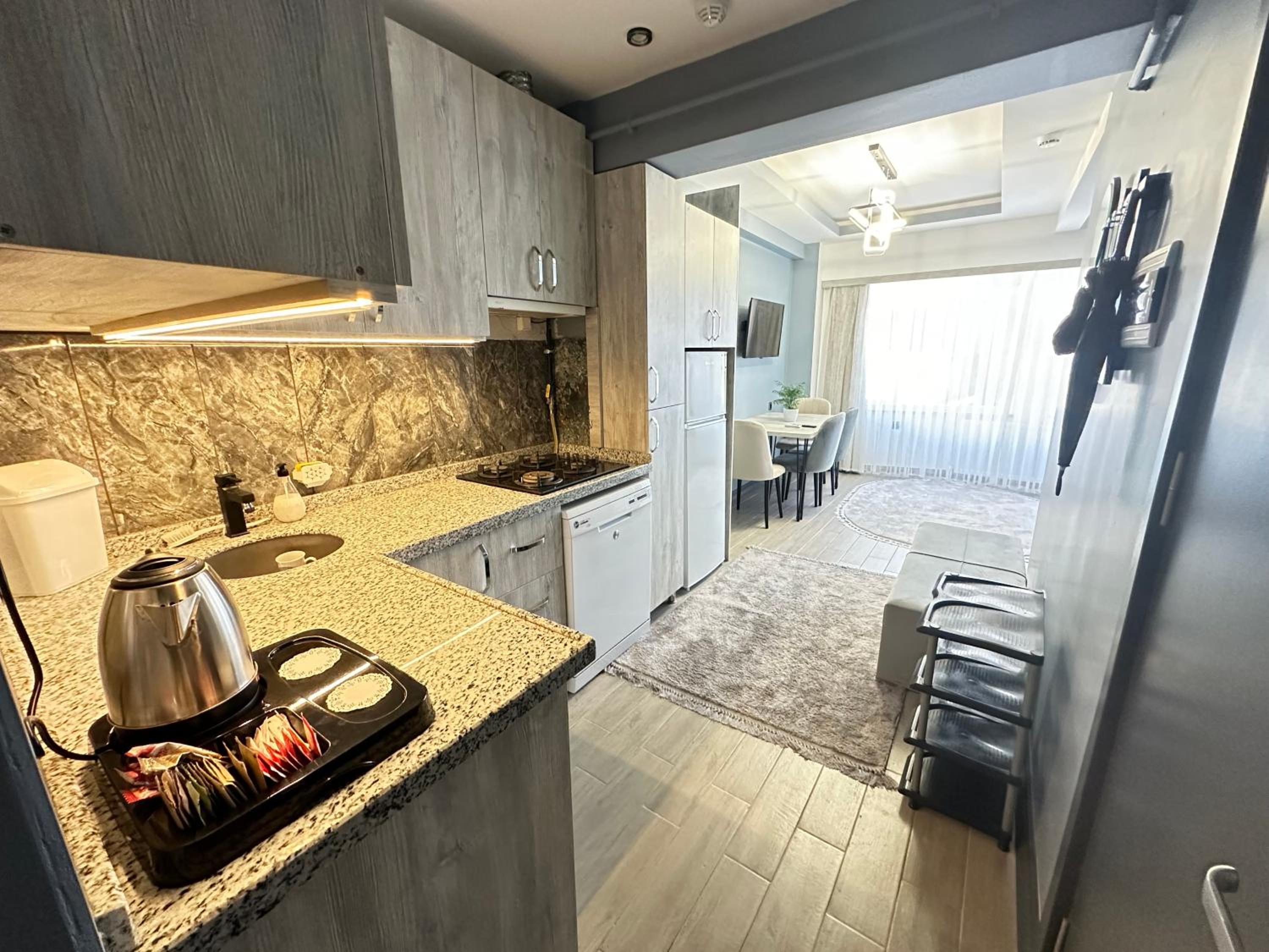 Blue Moonrise Otel - Image 73