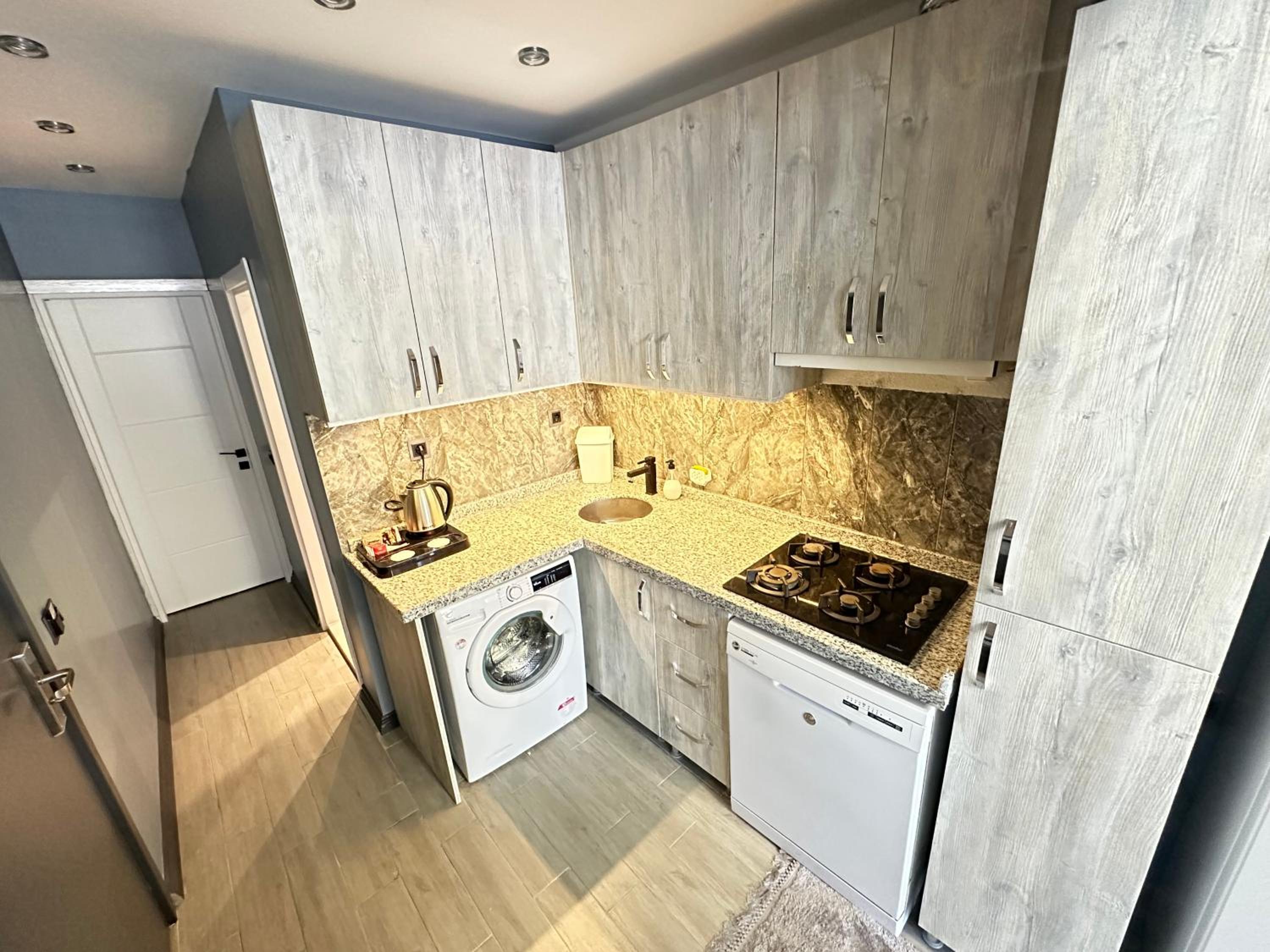 Blue Moonrise Otel - Image 74