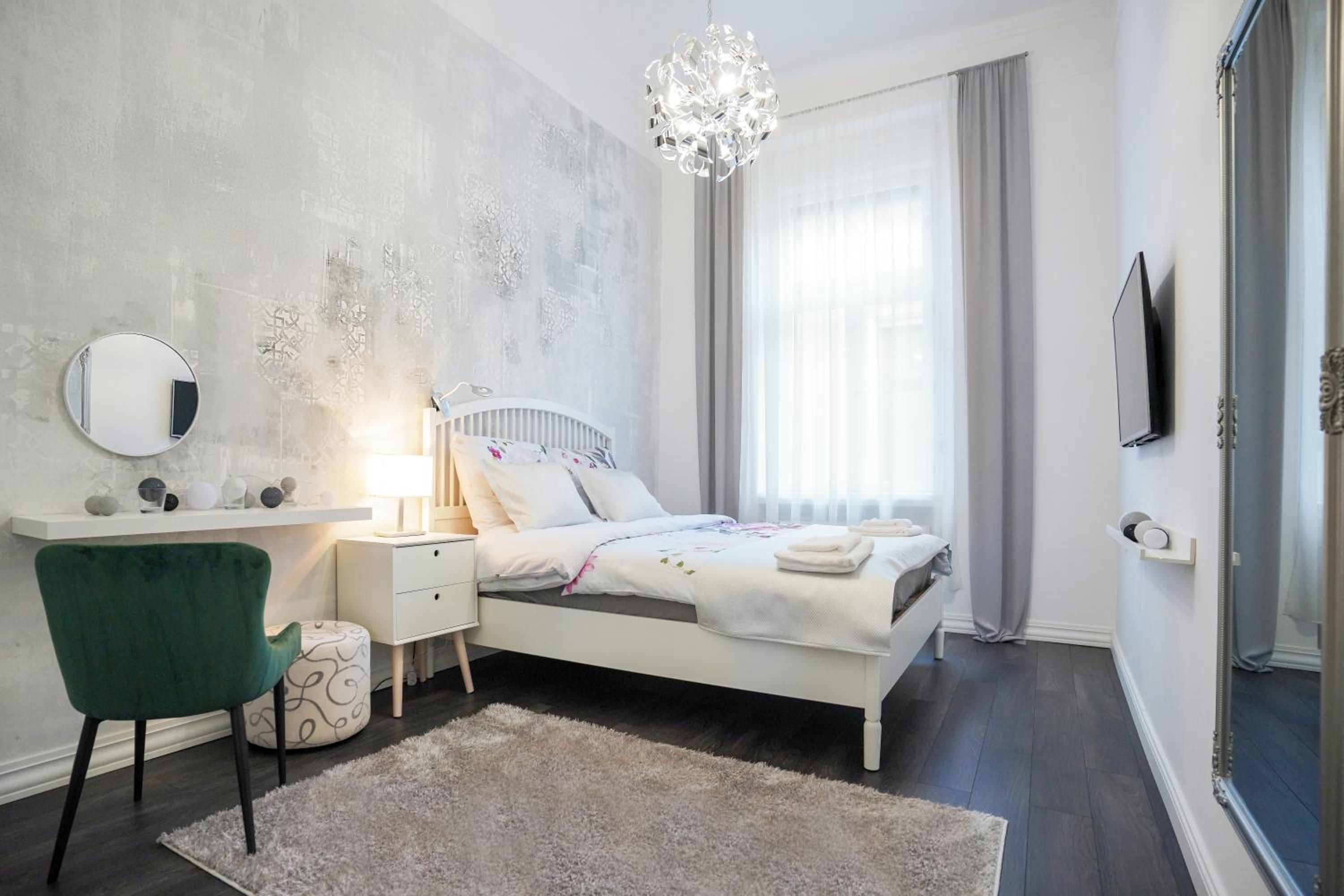 DECOR Apartman