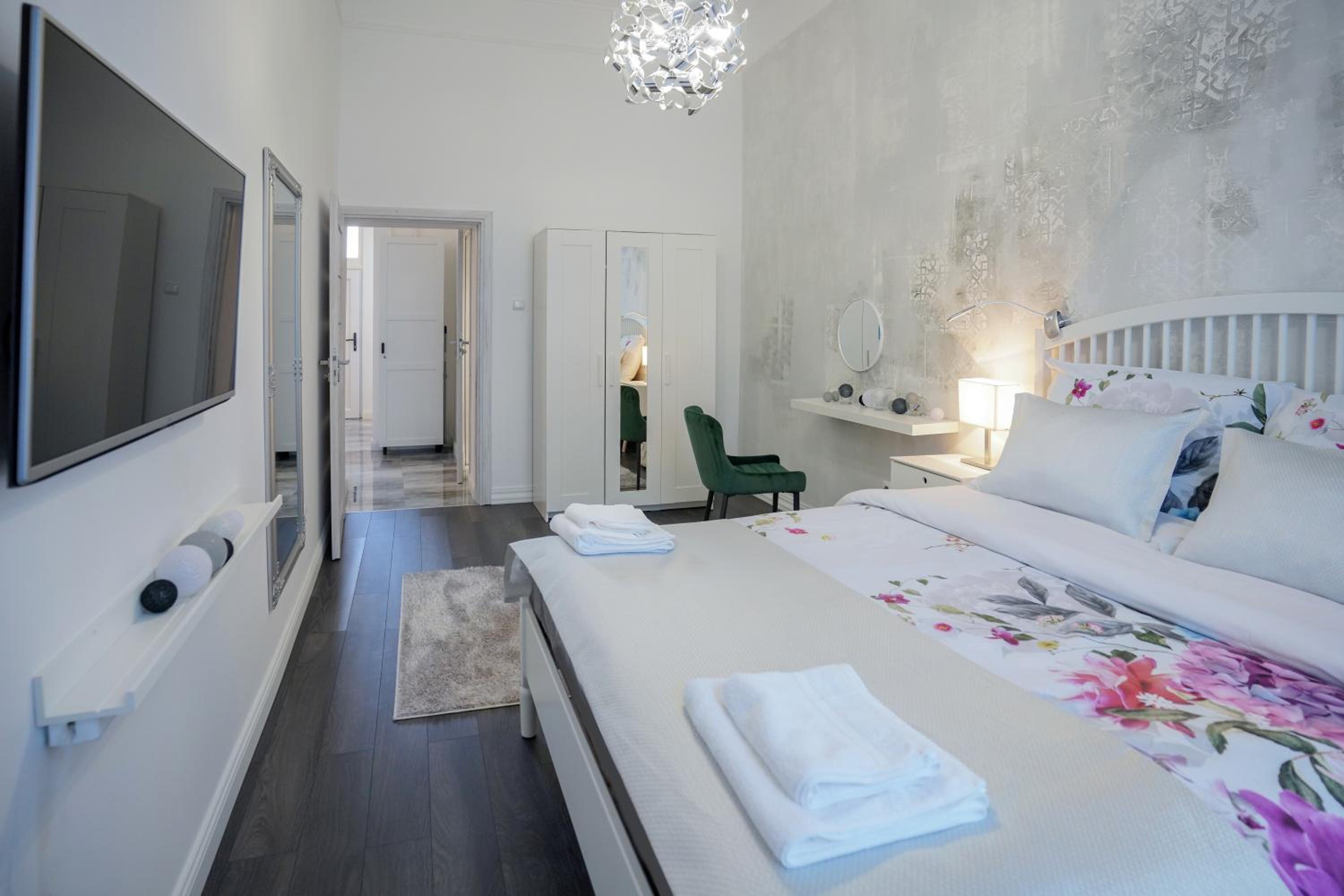 DECOR Apartman