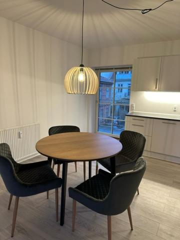 11F 1 tv Højbanetorvet