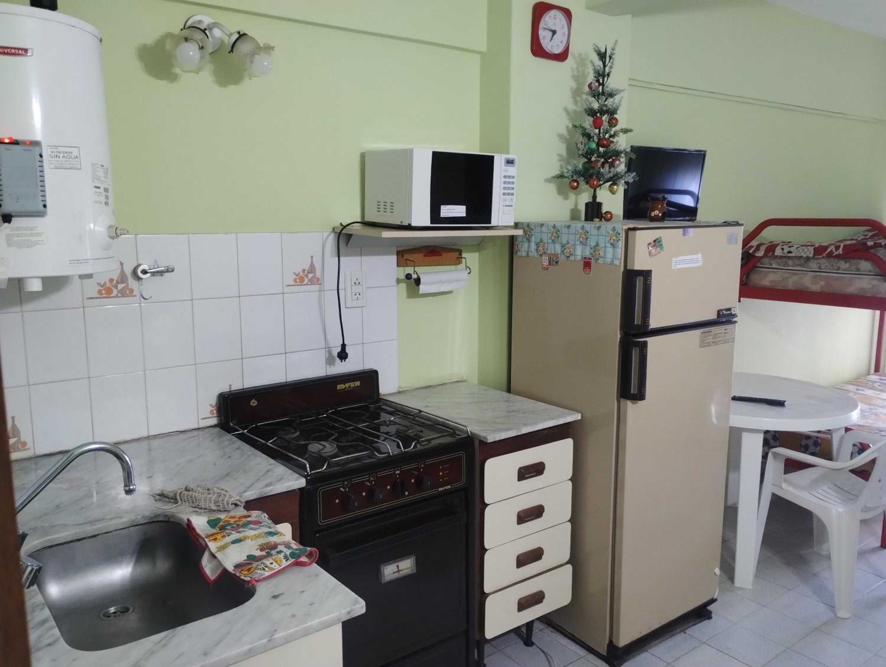 Departamento céntrico para 4 personas a 3 cuadras del mar