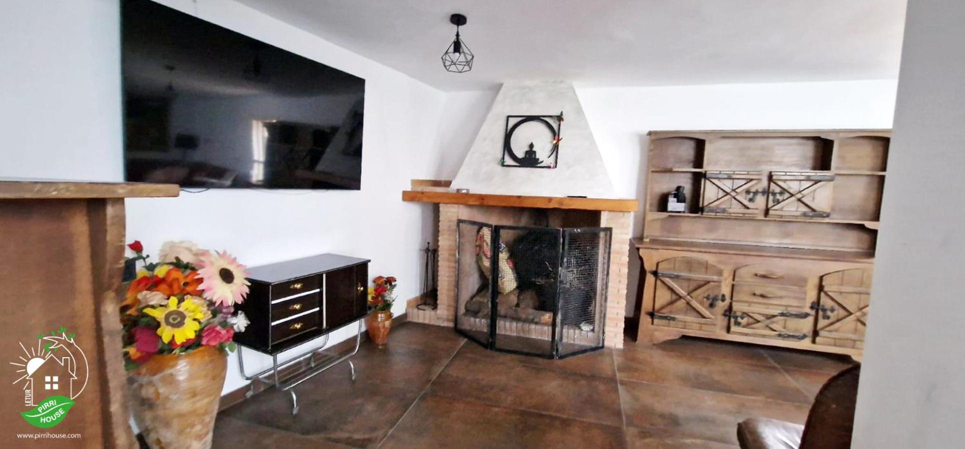 Pirri House Letur