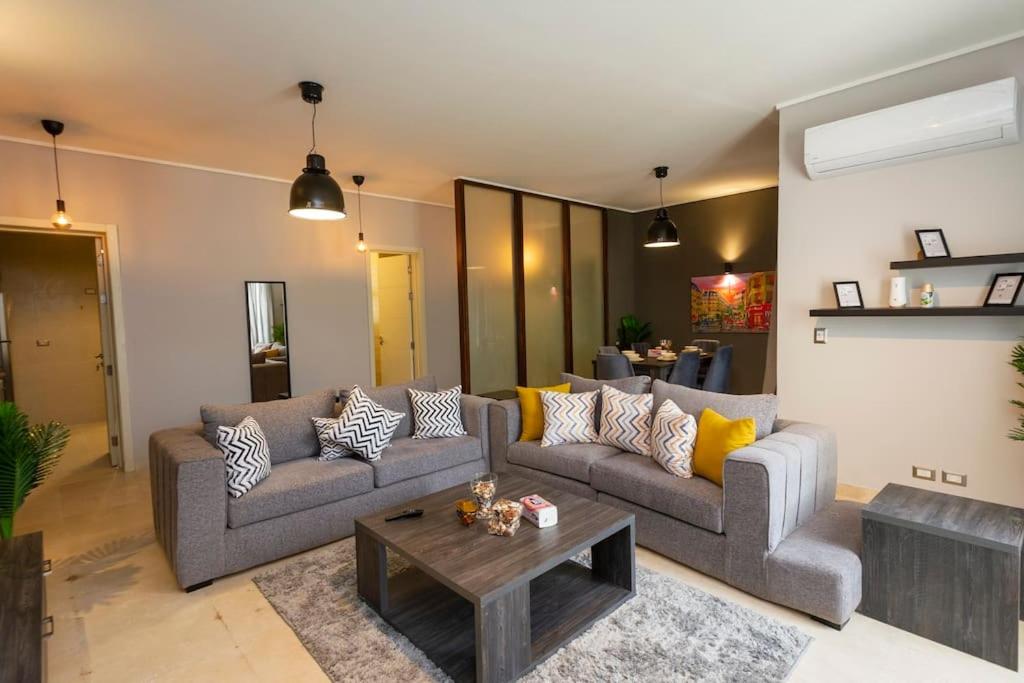 Wide Garden View 2BR New Cairo