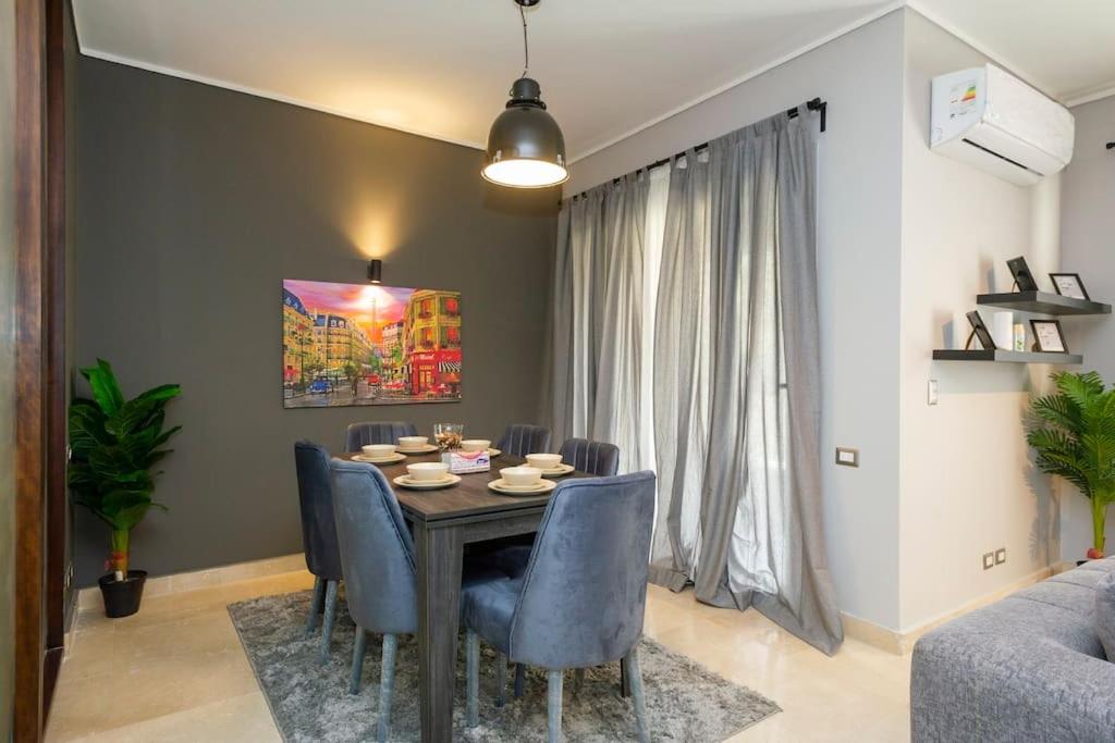 Wide Garden View 2BR New Cairo