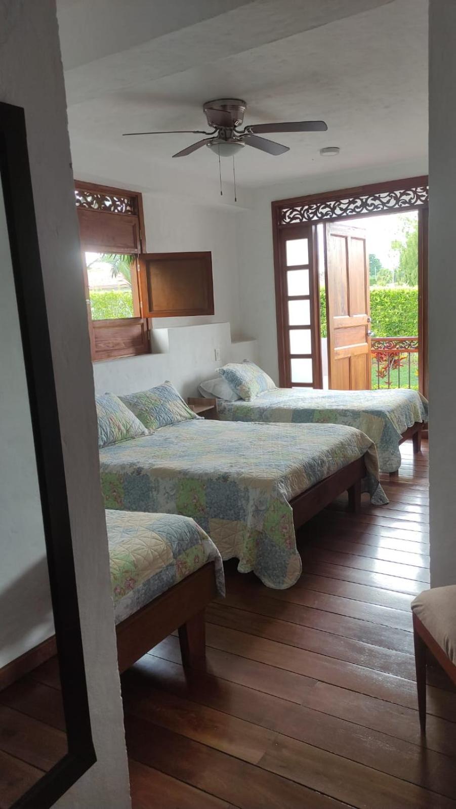 FINCA Casa Santa Rita Montenegro, la experiencia de la naturaleza y un buen cafe X 24