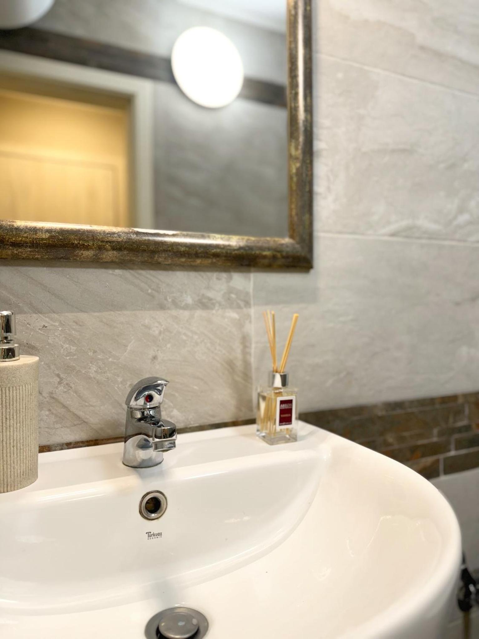 Top Centre Plovdiv Apt. With Parking for 4 Guests