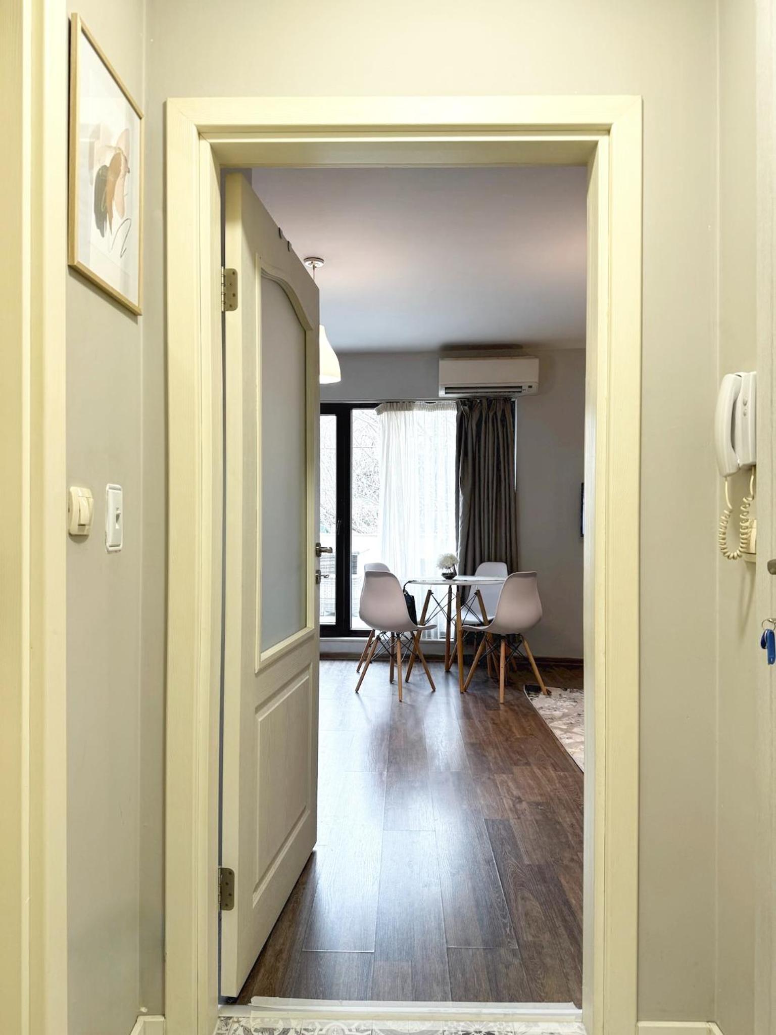 Top Centre Plovdiv Apt. With Parking for 4 Guests
