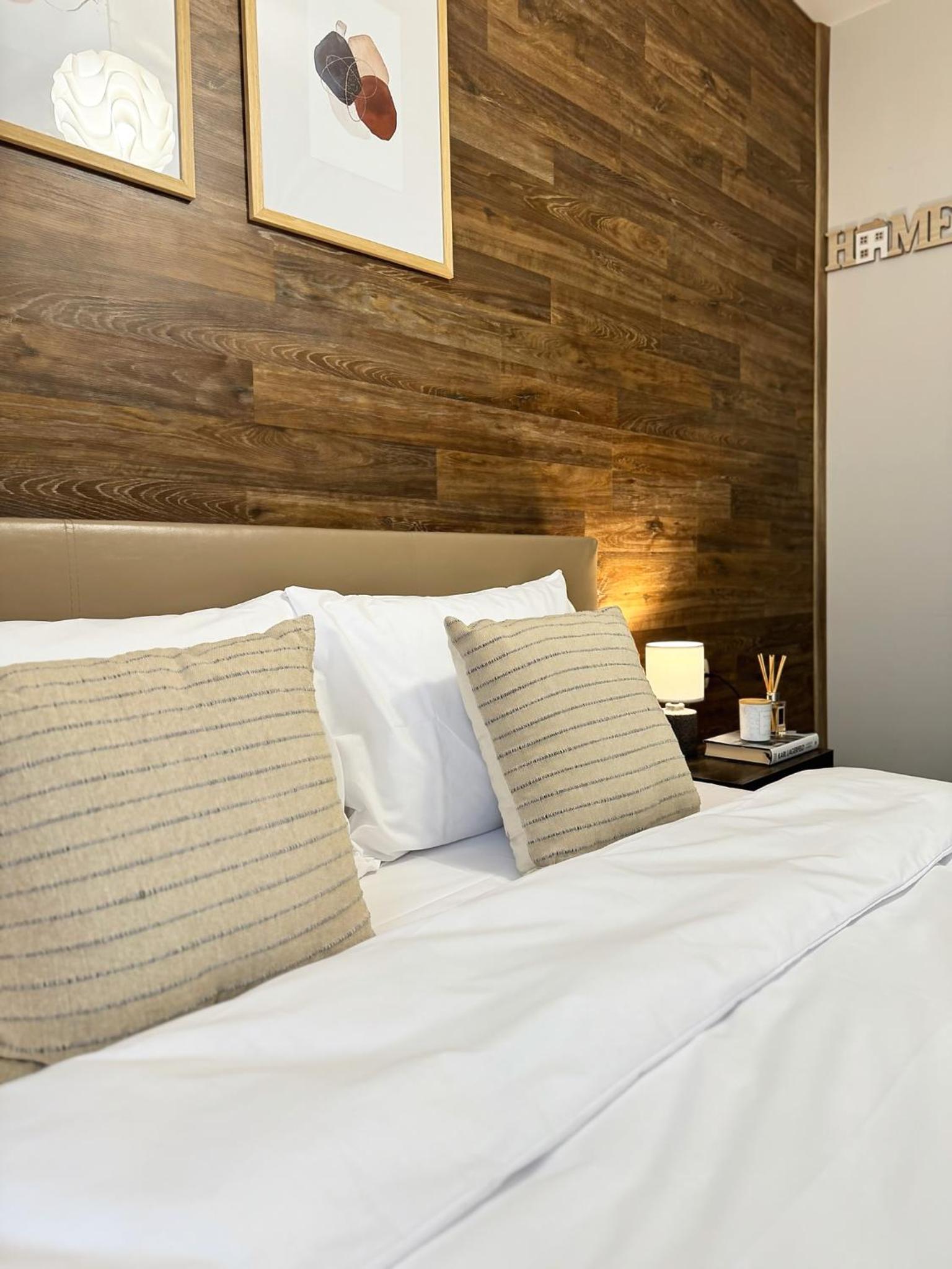 Top Centre Plovdiv Apt. With Parking for 4 Guests
