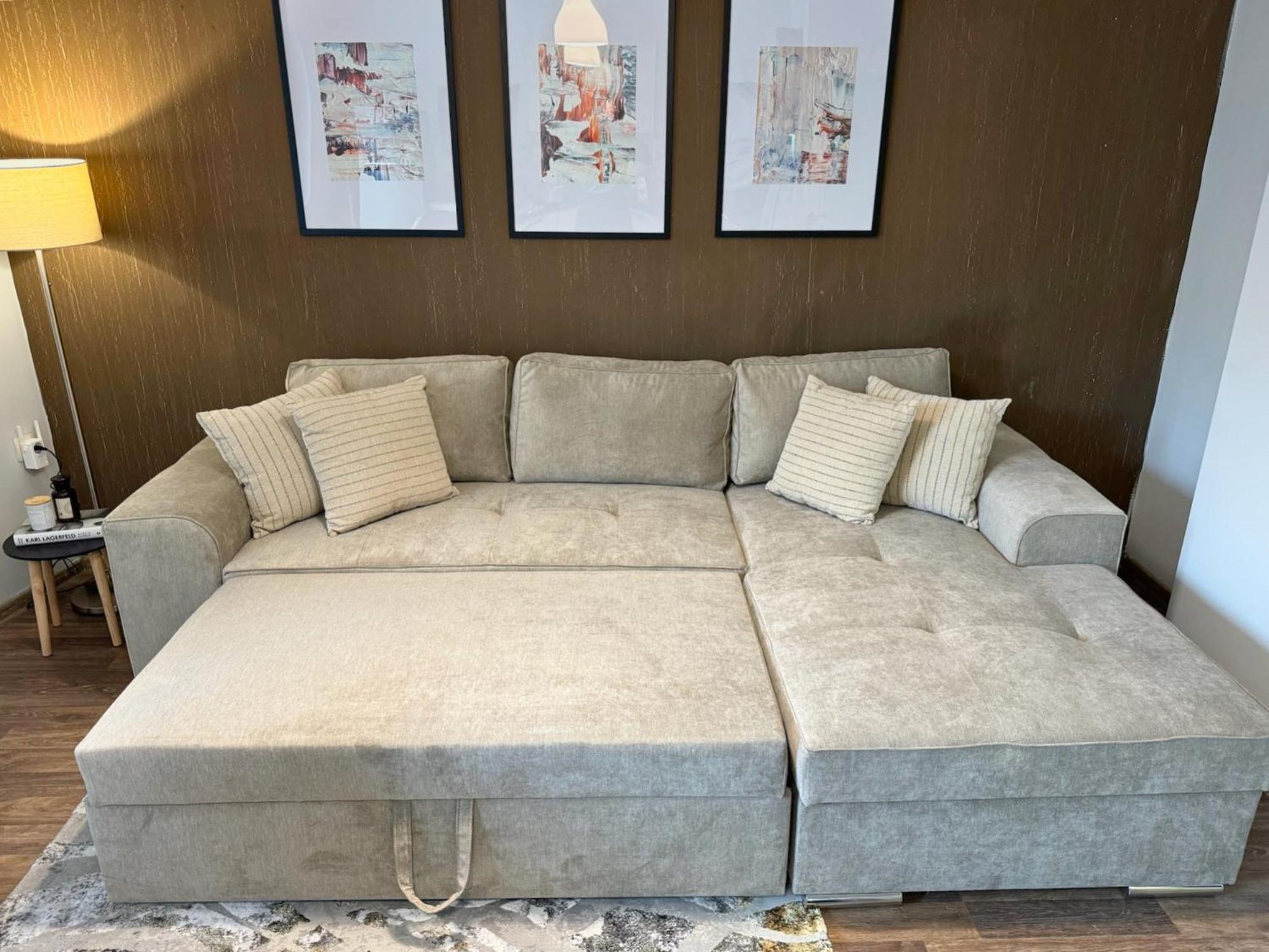 Top Centre Plovdiv Apt. With Parking for 4 Guests