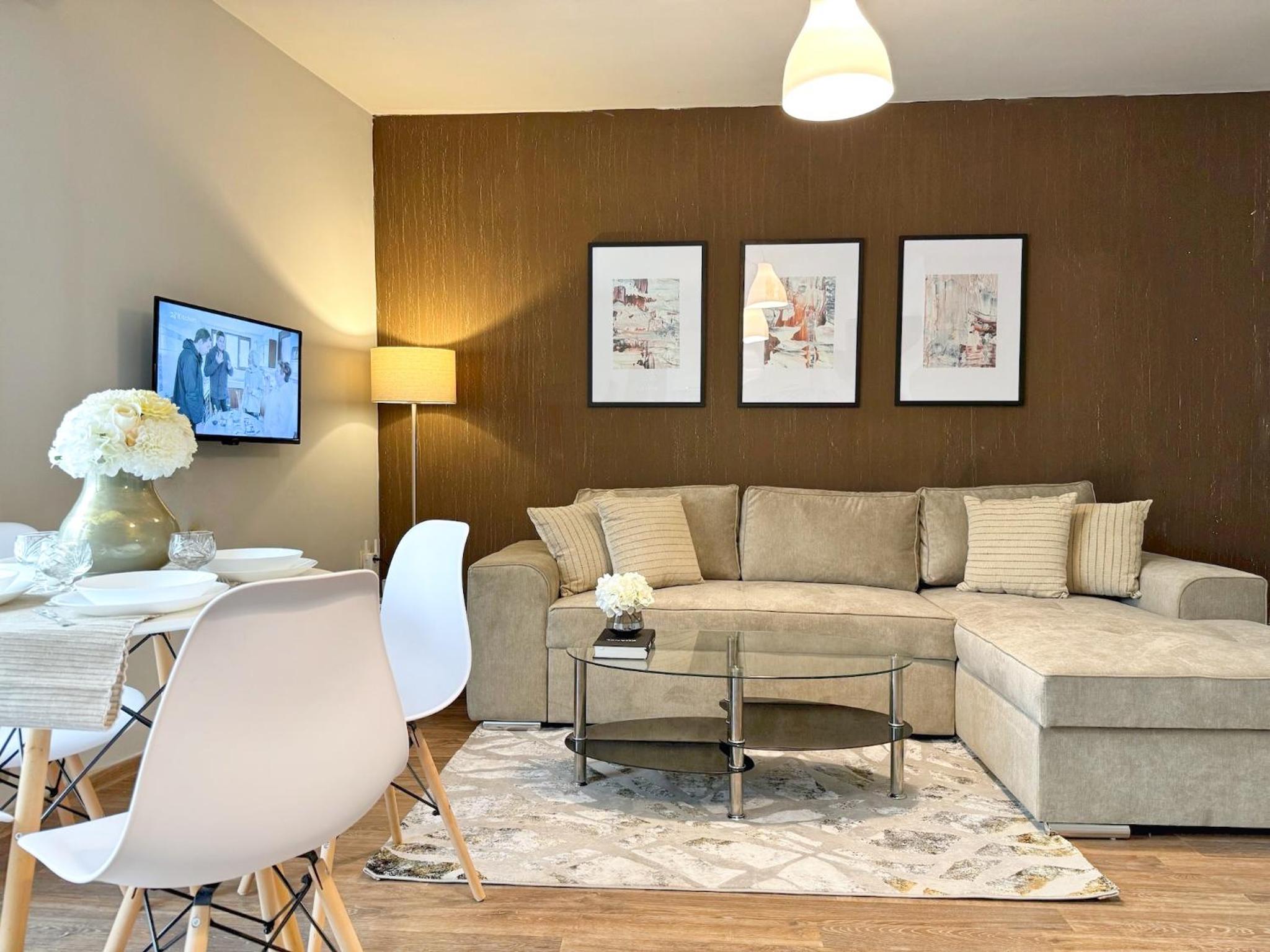 Top Centre Plovdiv Apt. With Parking for 4 Guests