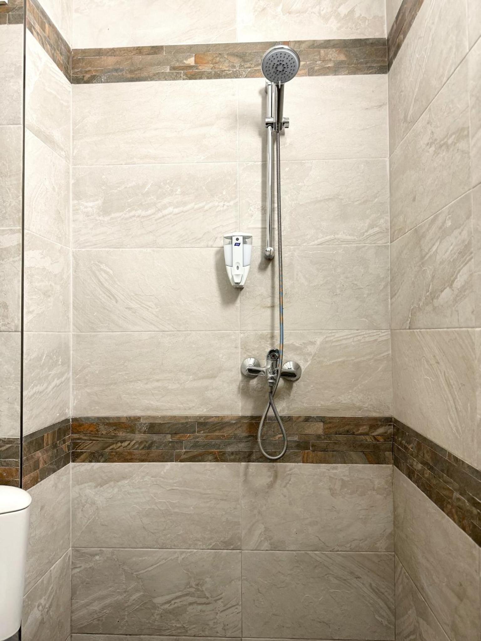 Top Centre Plovdiv Apt. With Parking for 4 Guests