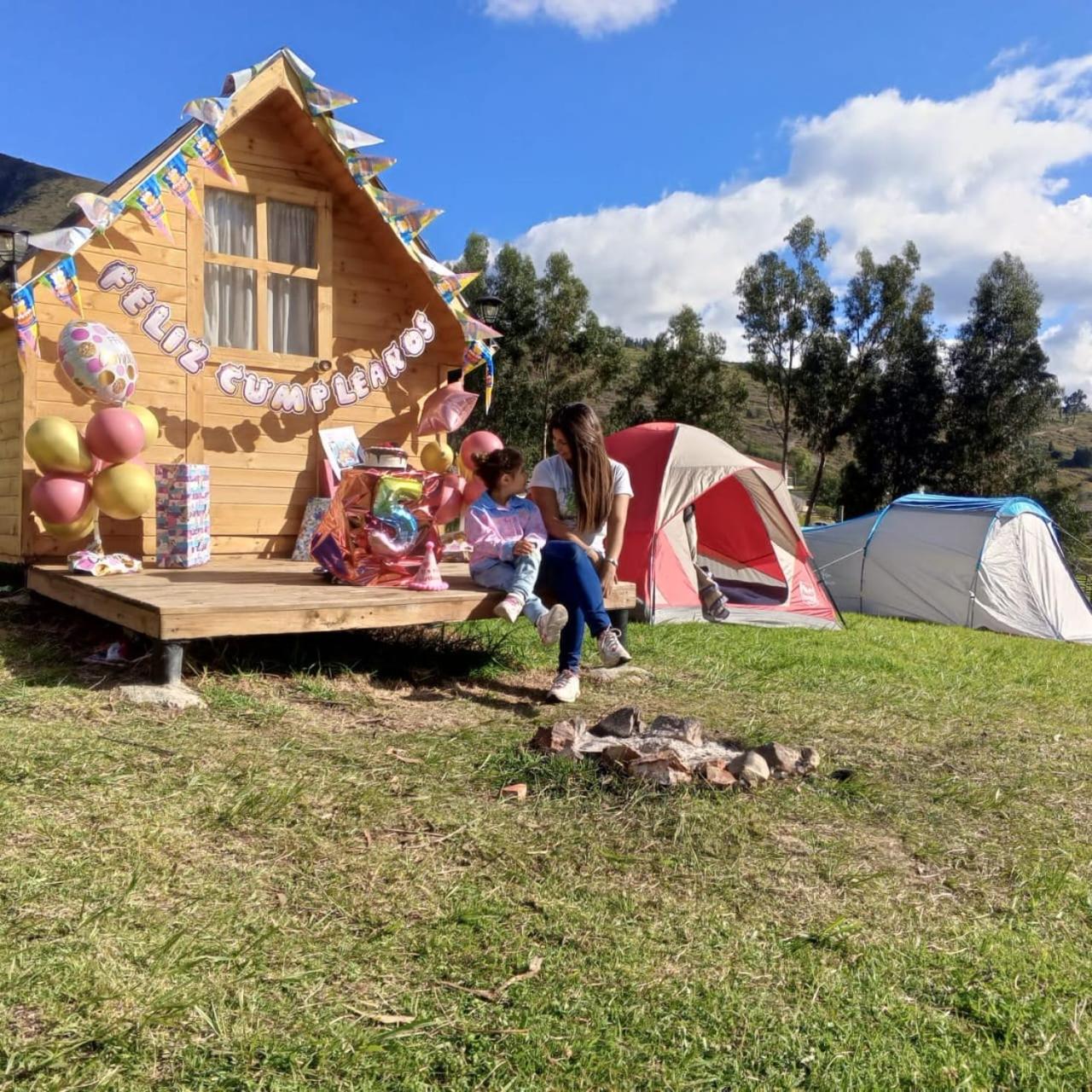Hospedaje Guatavita cabaña tippie