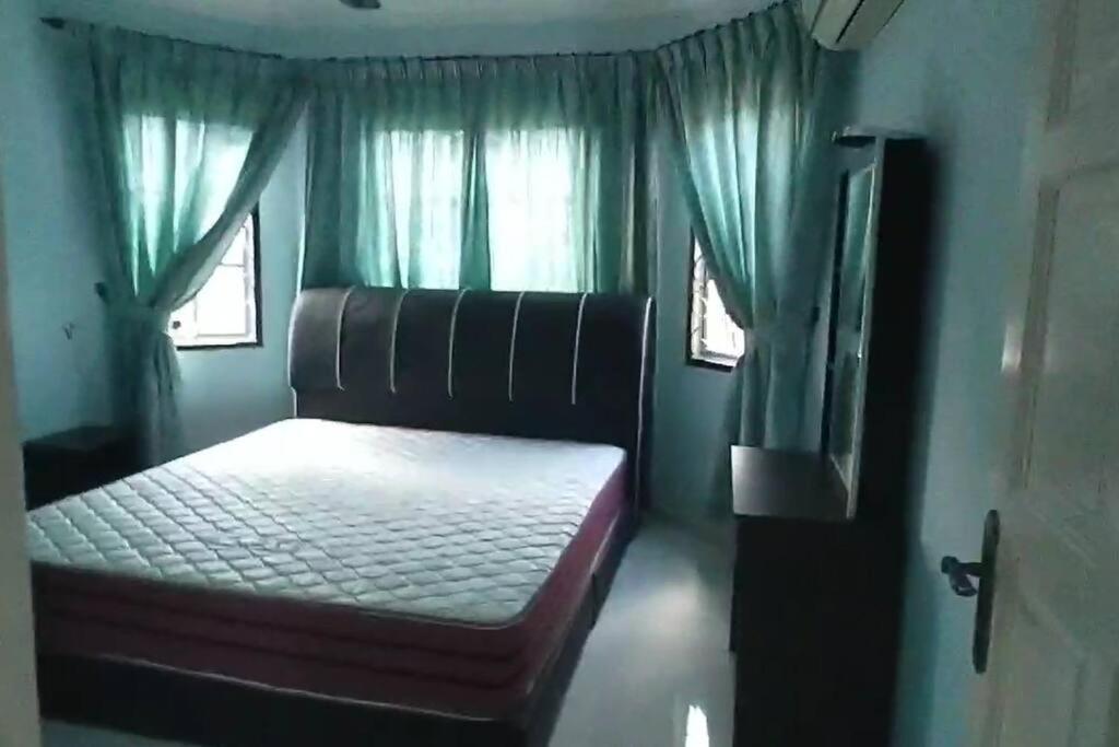 Luxury Bungalow in Senawang photo 7