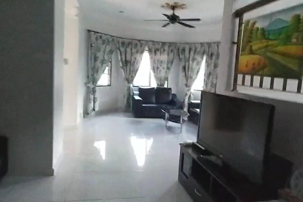 Luxury Bungalow in Senawang photo 2