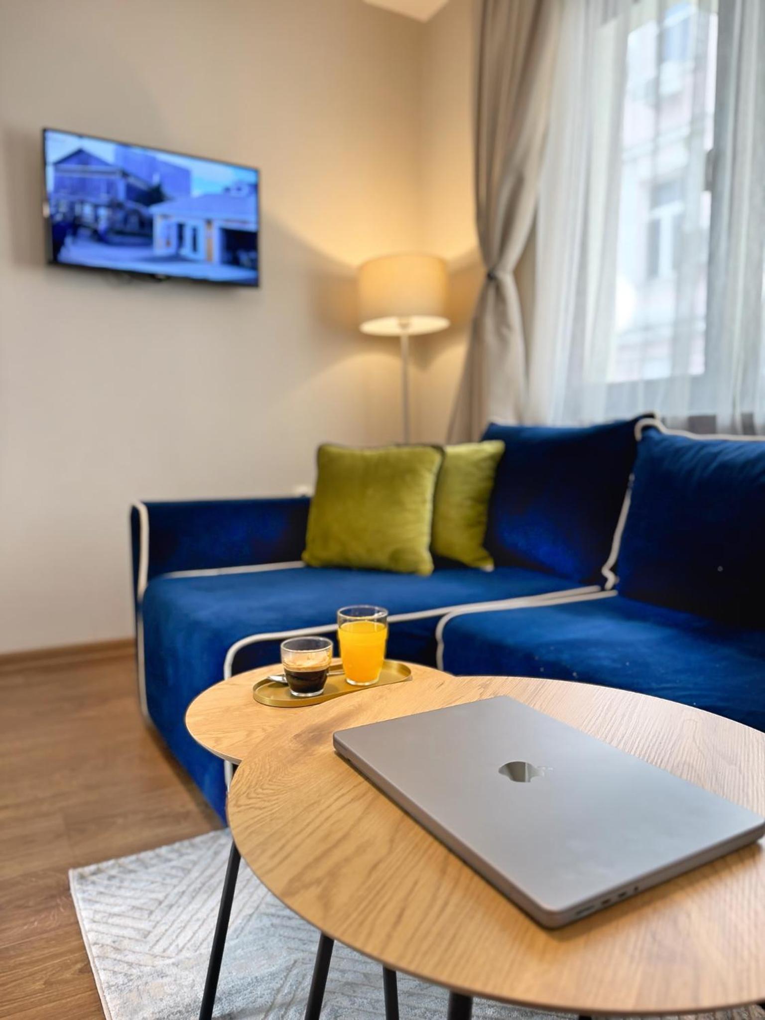 Top Centre Plovdiv Apt. With Parking for 4 Guests