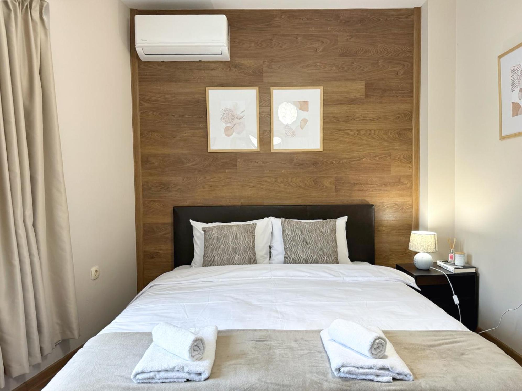 Top Centre Plovdiv Apt. With Parking for 4 Guests