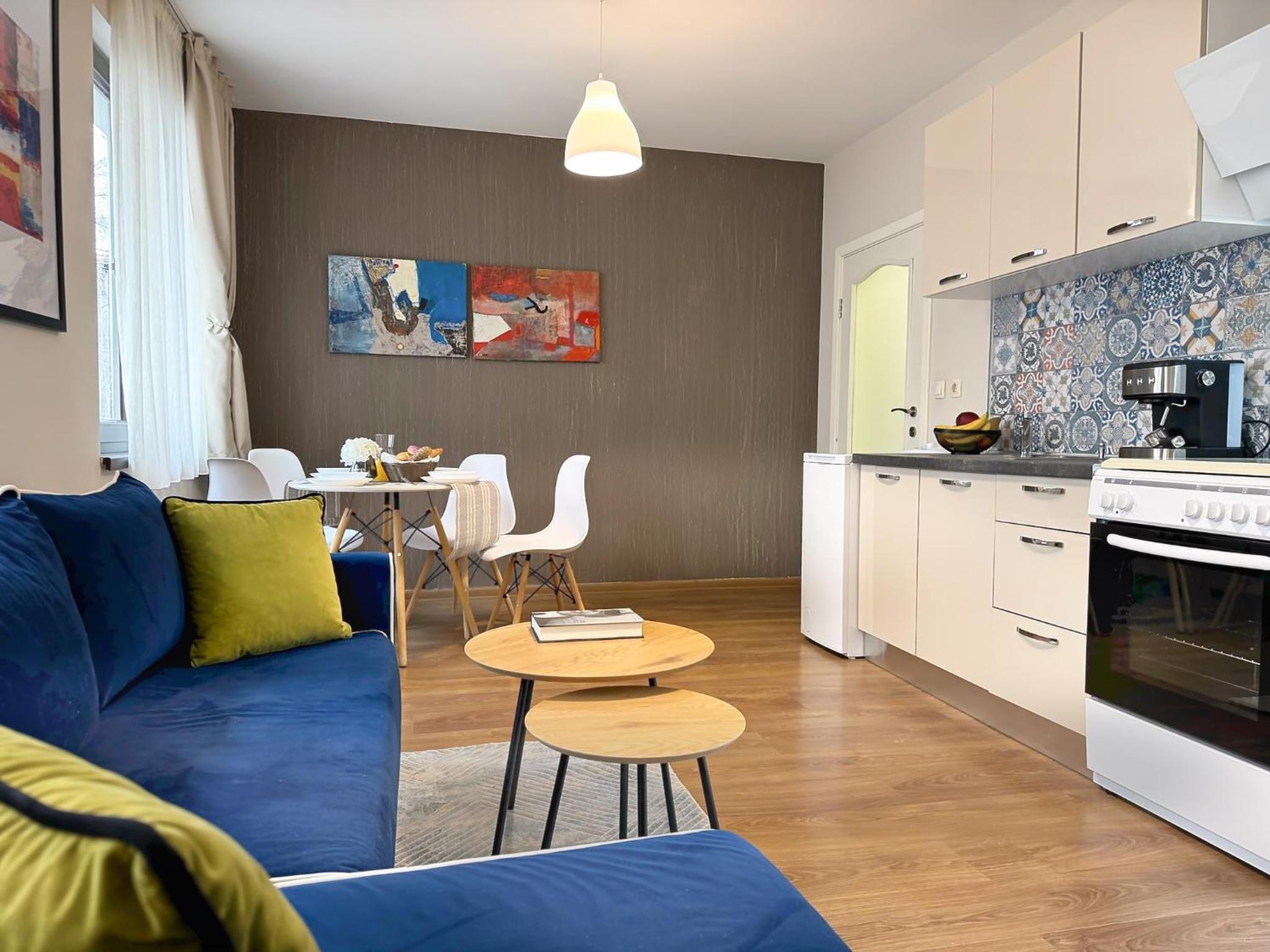 Top Centre Plovdiv Apt. With Parking for 4 Guests
