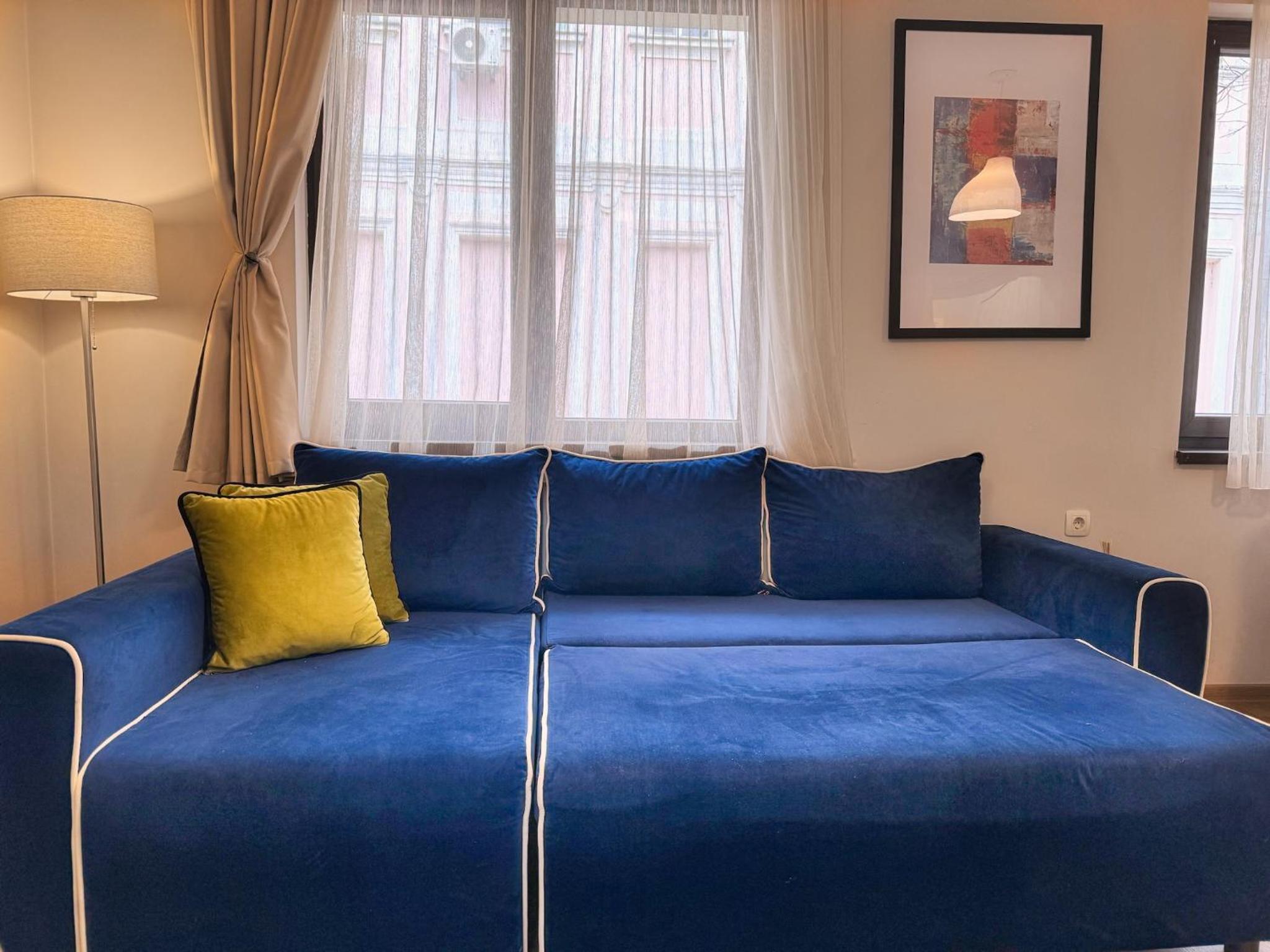 Top Centre Plovdiv Apt. With Parking for 4 Guests