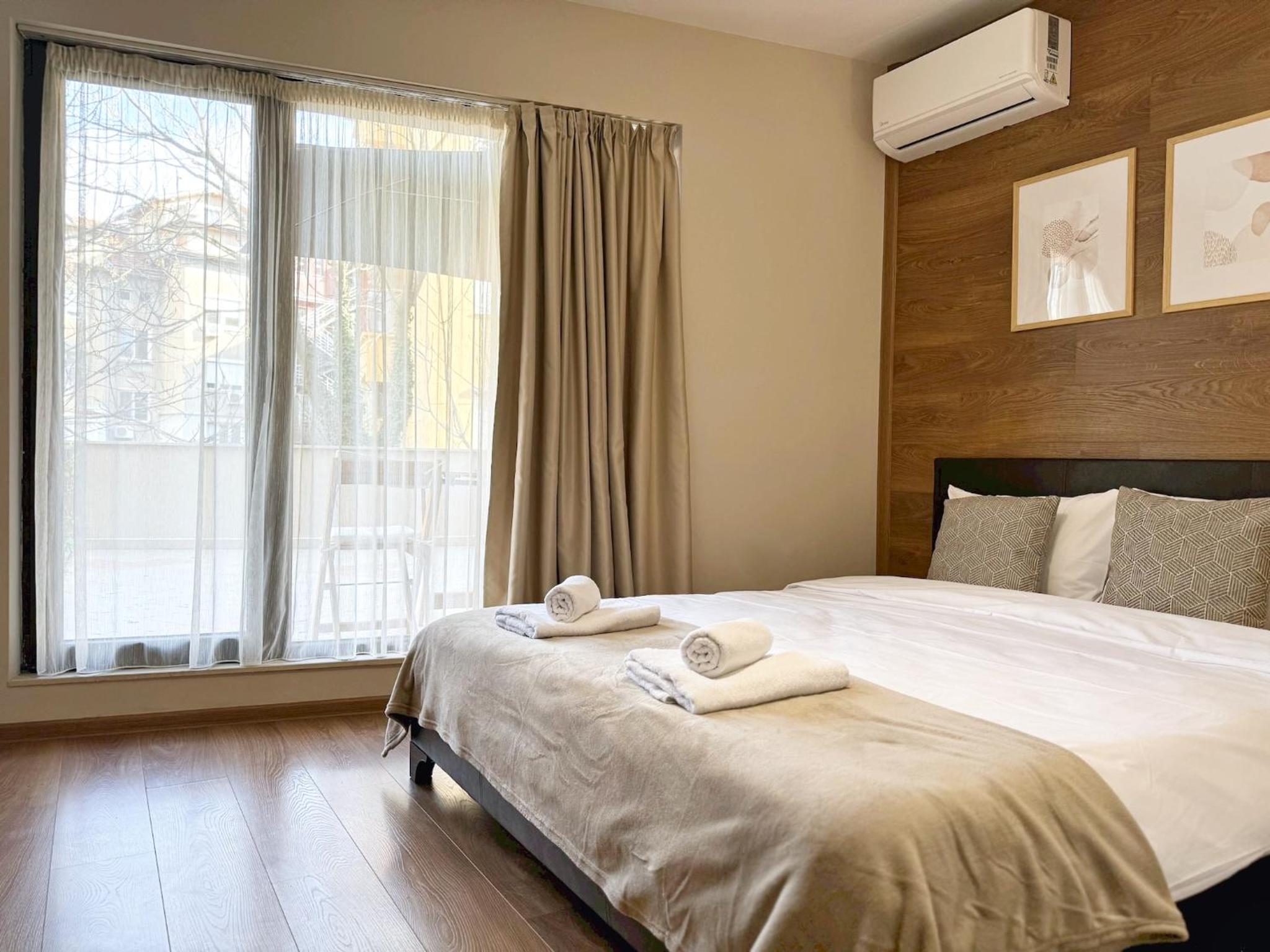 Top Centre Plovdiv Apt. With Parking for 4 Guests