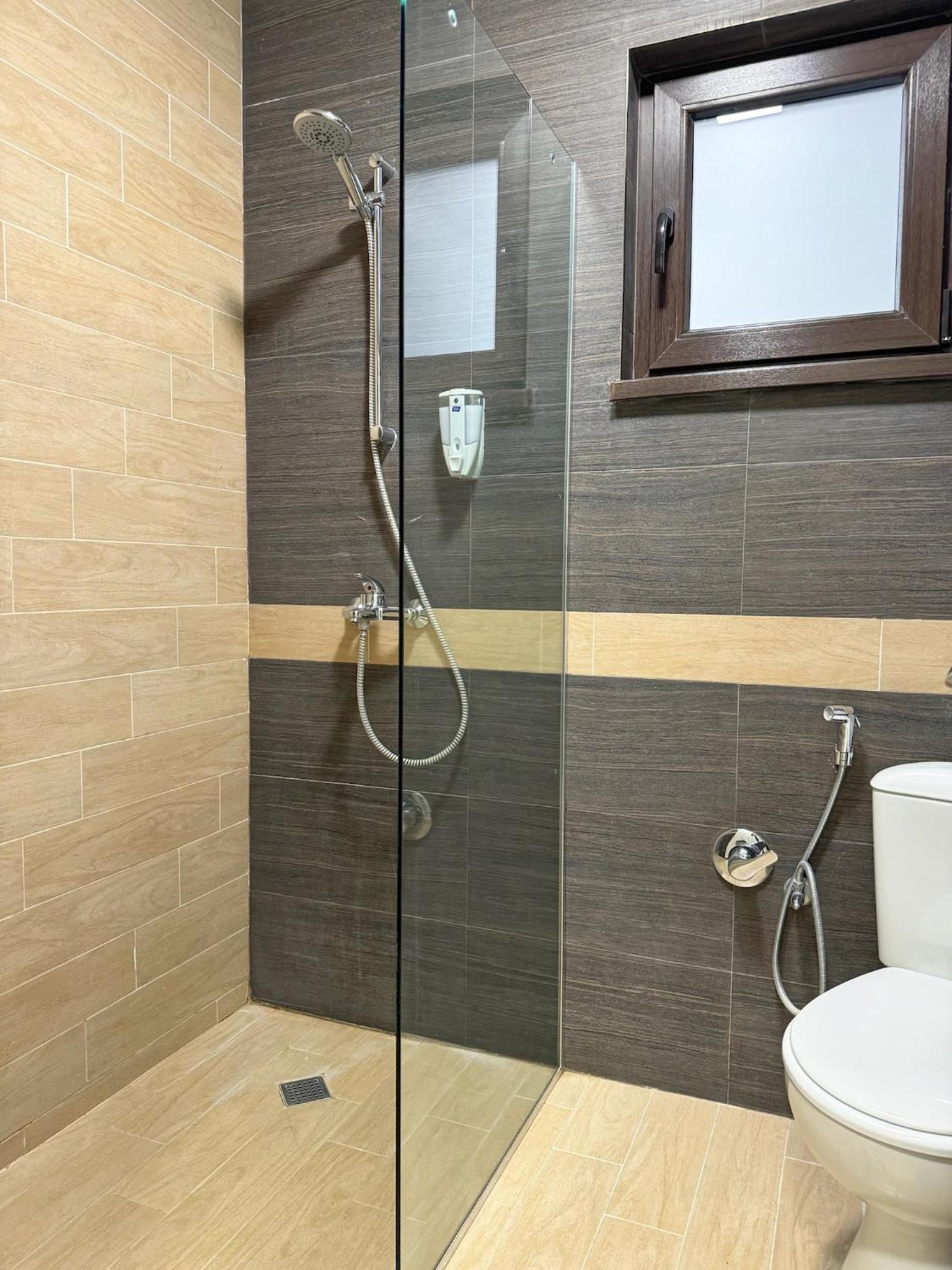 Top Centre Plovdiv Apt. With Parking for 4 Guests