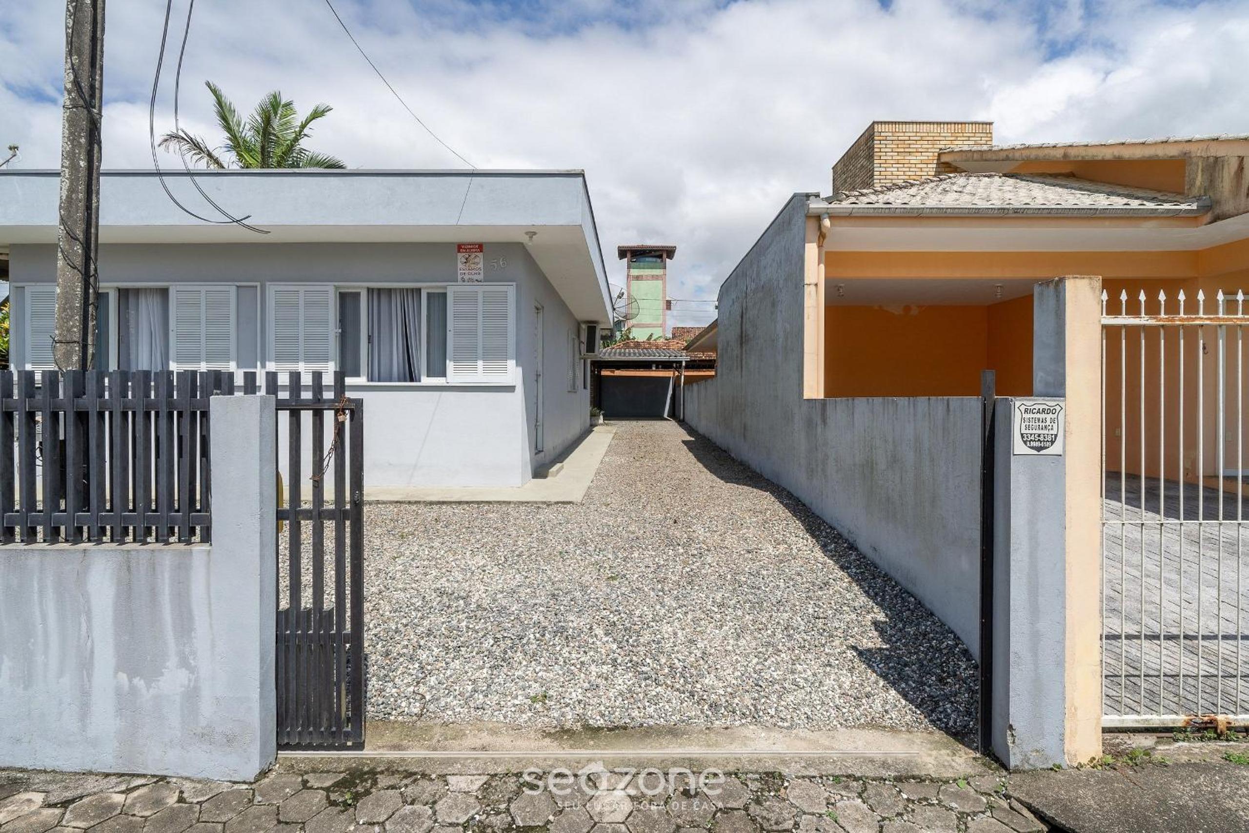 3BR Home w/ BBQ 100m from Beach RPR056