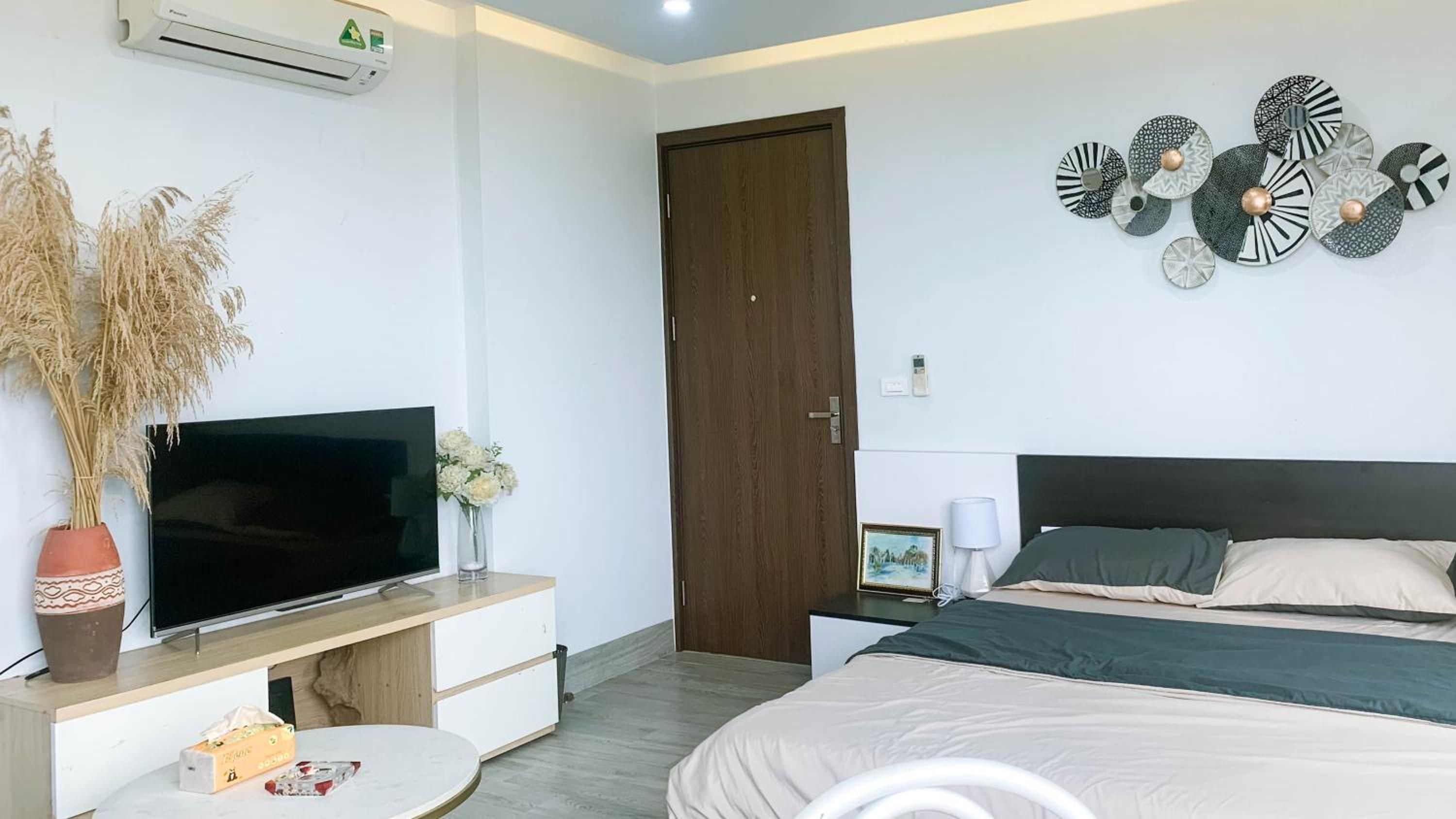 Green Line Long Bien - Serviced Apartment - Ngoc Thuy - Hanoi