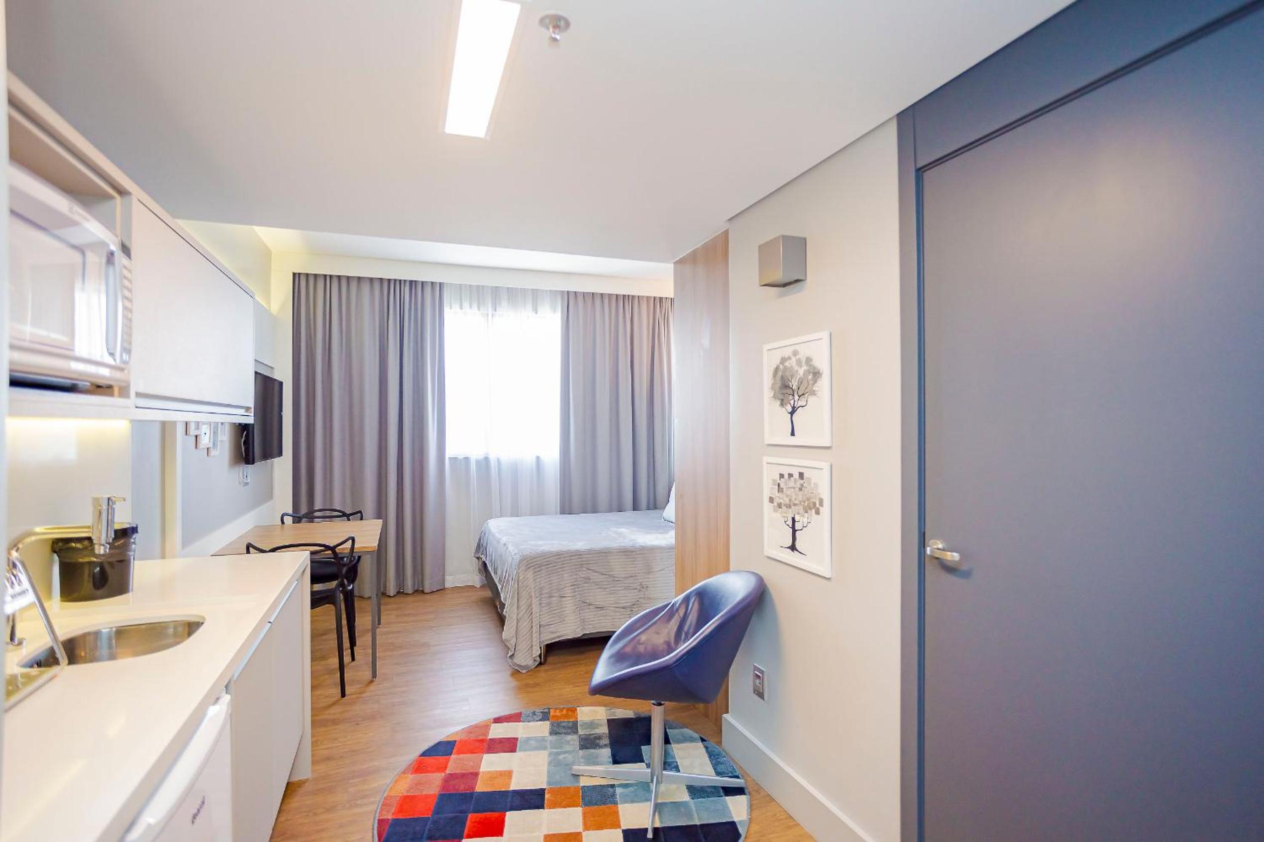 Studio Helbor Stay Batel - Sofisticação, Conforto, Localização e Vista Privilegiada