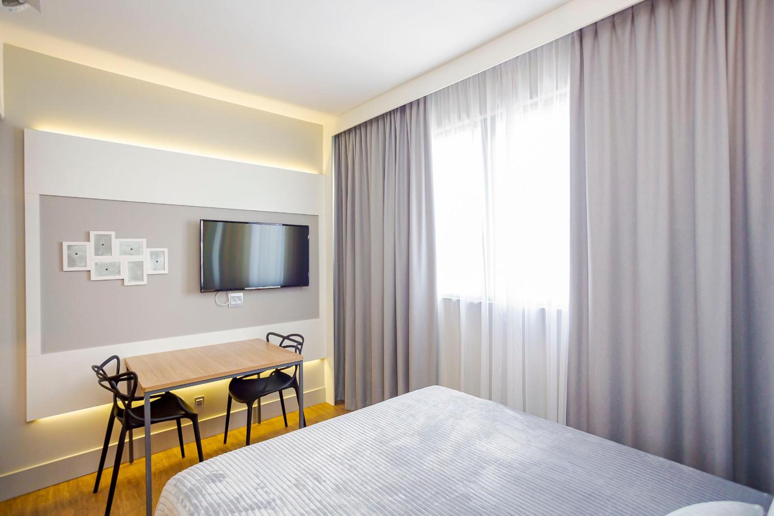 Studio Helbor Stay Batel - Sofisticação, Conforto, Localização e Vista Privilegiada
