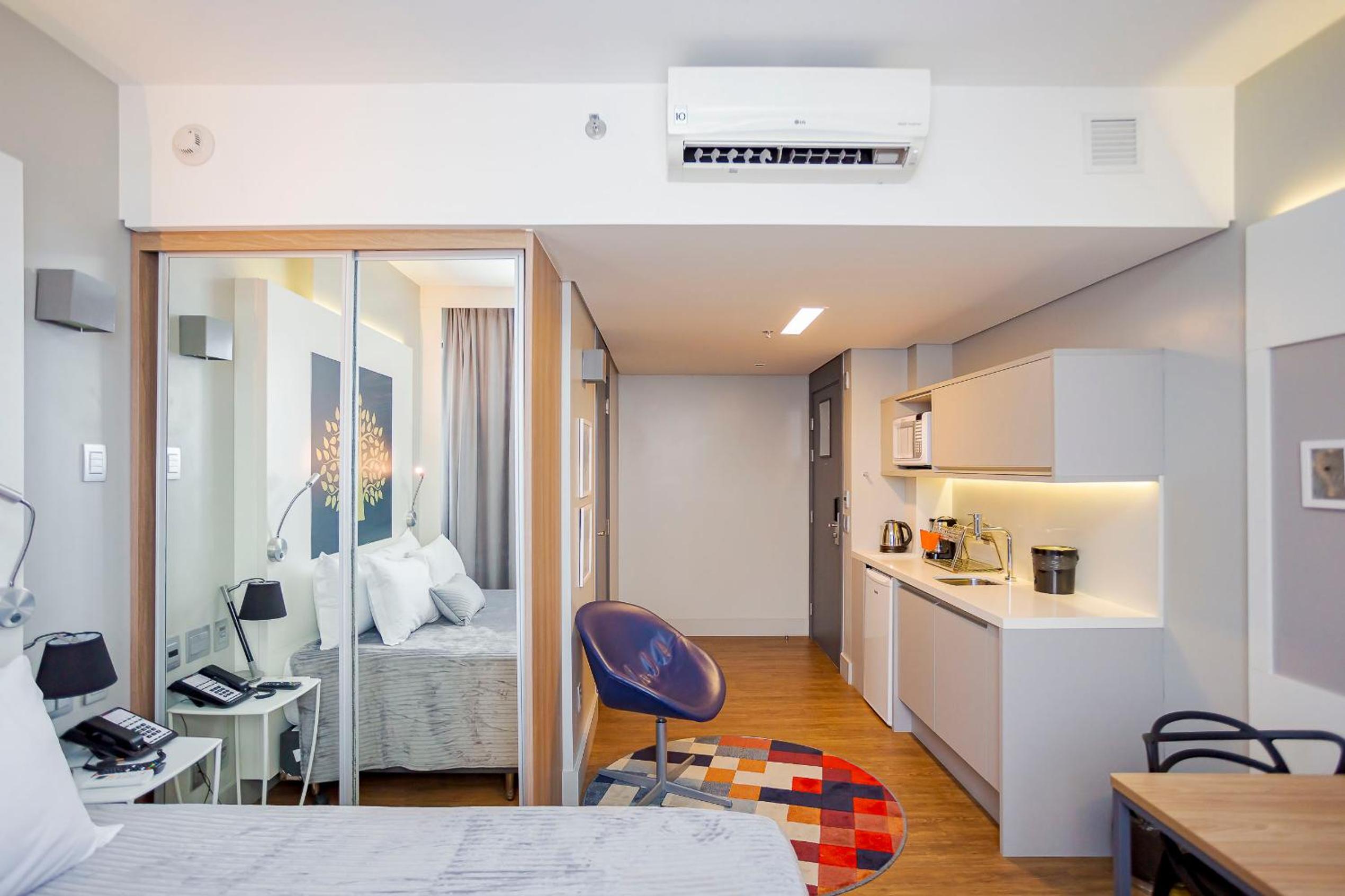 Studio Helbor Stay Batel - Sofisticação, Conforto, Localização e Vista Privilegiada