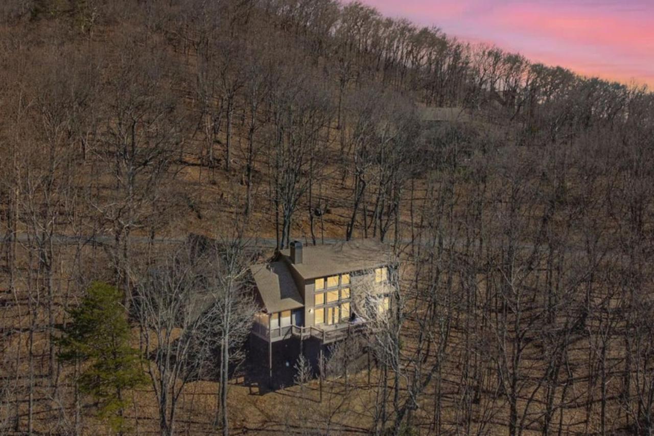 Secluded Mountain Retreat - Little Canoe view 4