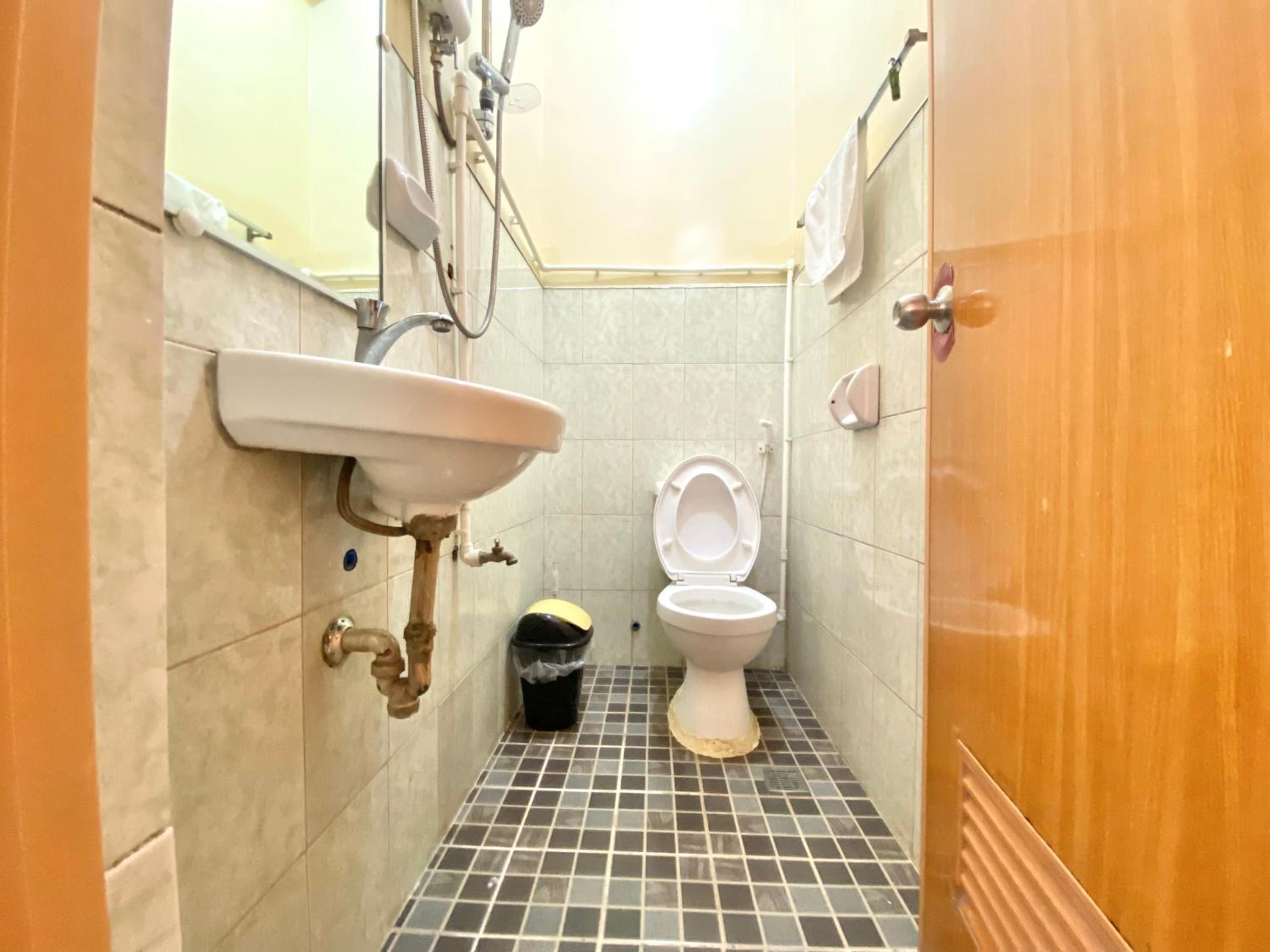 Backpackers hostel and transient house