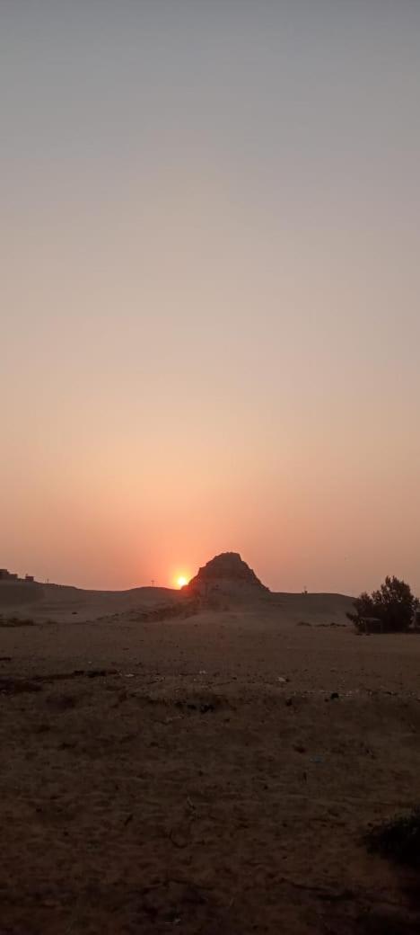 Sakkara pyramid inn hotel