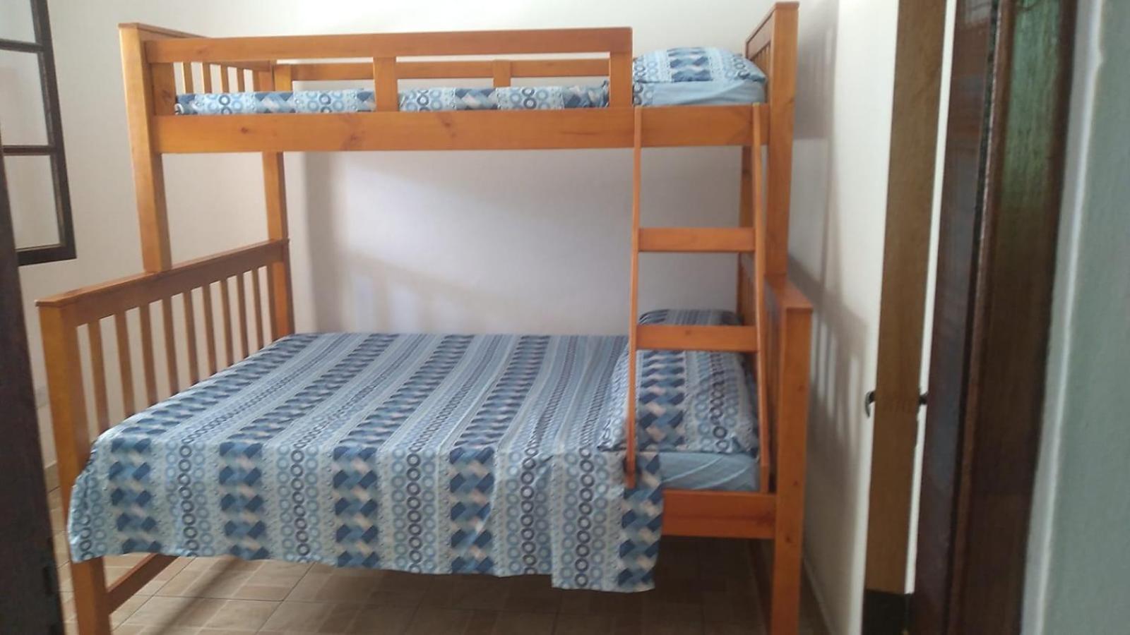 Casa Barra Velha 2 dorm lavabo churrasqueira