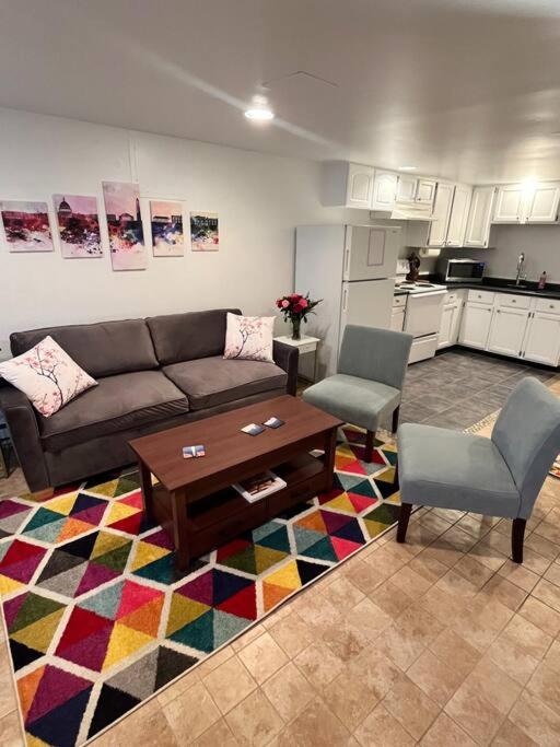 Stay in the heart of Logan Circle: Fully Walkable view 3