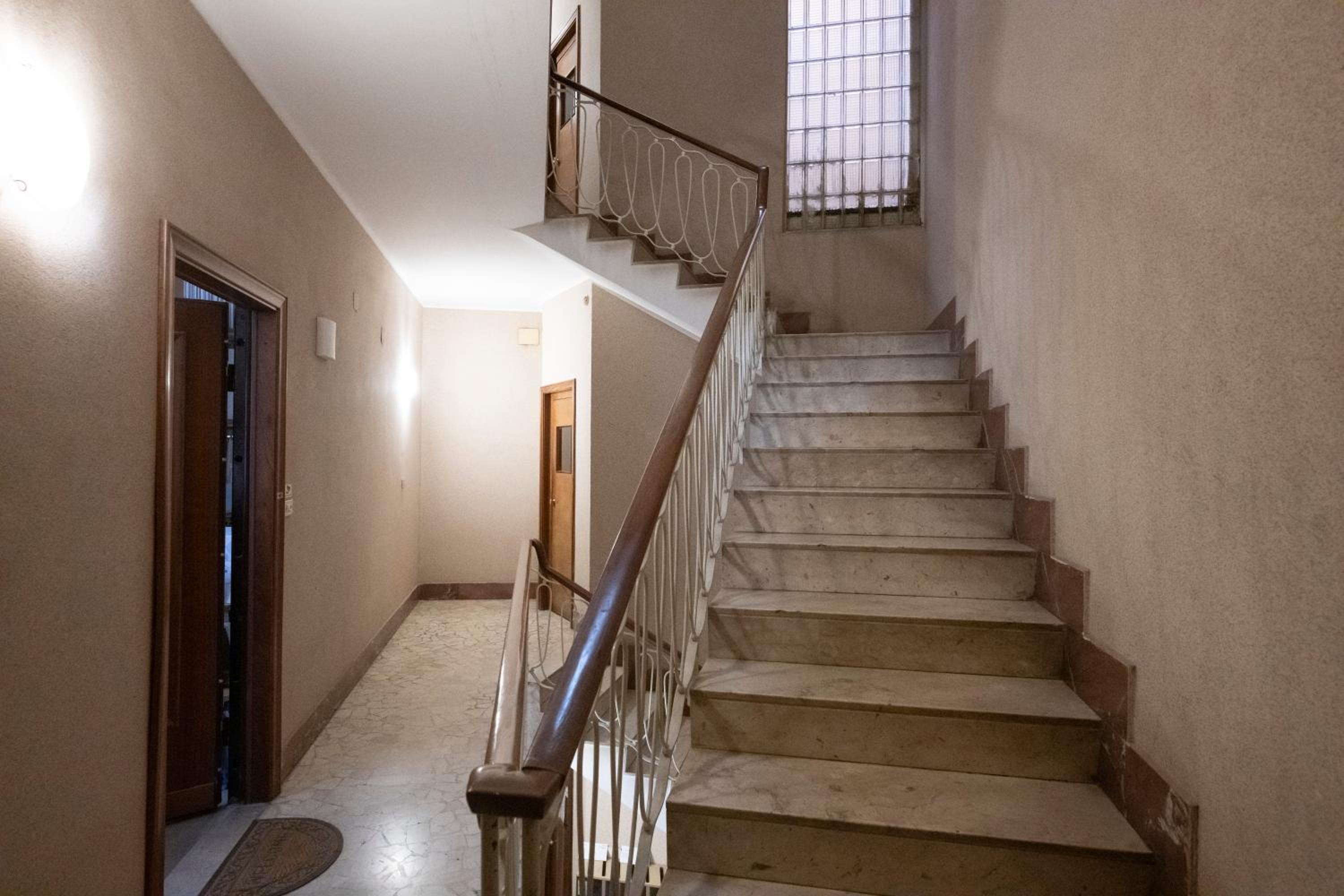 223 - Ma & Ma Luxury Apartment 1 grande - 500metri da mare e spiaggia, vicino alla Baia del Silenzio - PARCHEGGIO GRATIS PRIVATO INCLUSO view 2