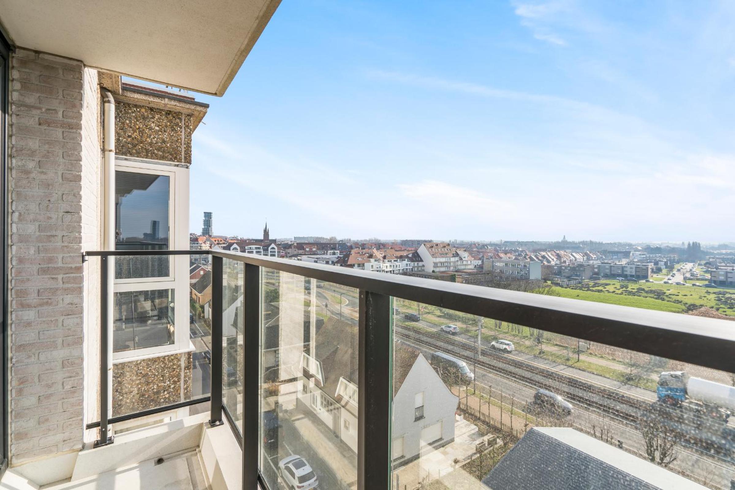 Ontspannen aan zee app met frontaal zeezicht - 4p