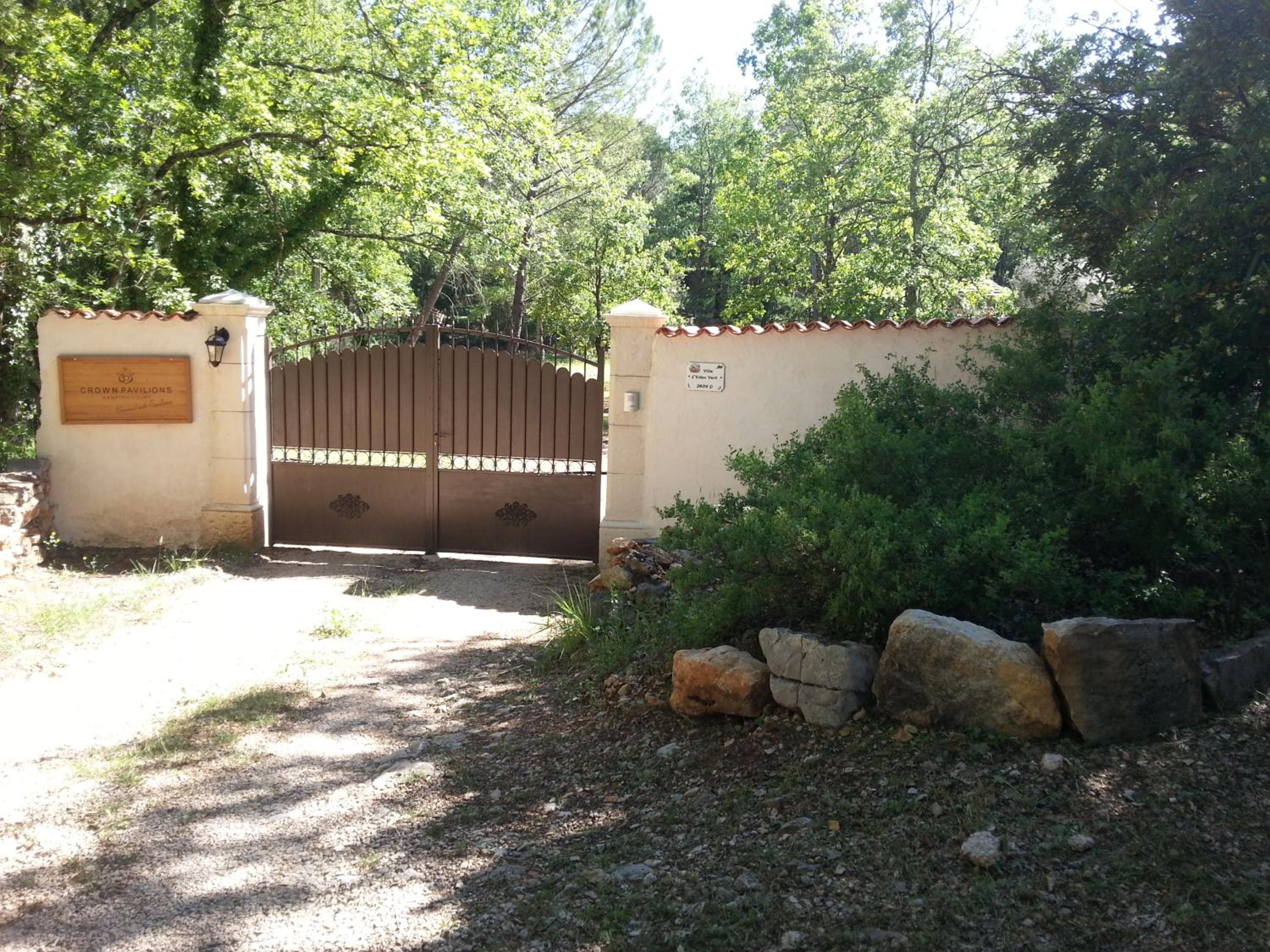 Le Donjon des Combes et son Spa