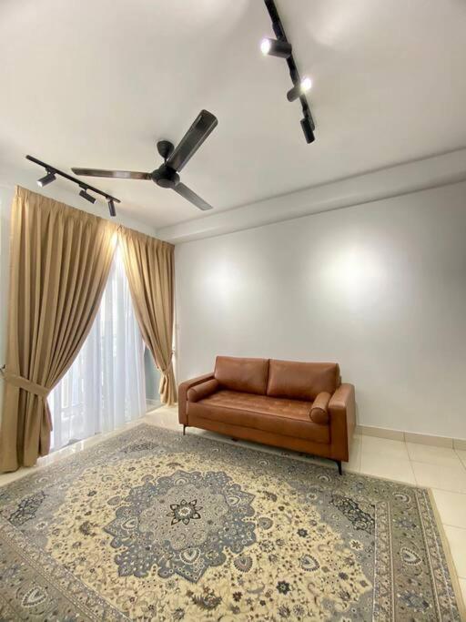 Tifa Home, Alanis Residence Kota Warisan KLIA Sepang Netflix photo 3