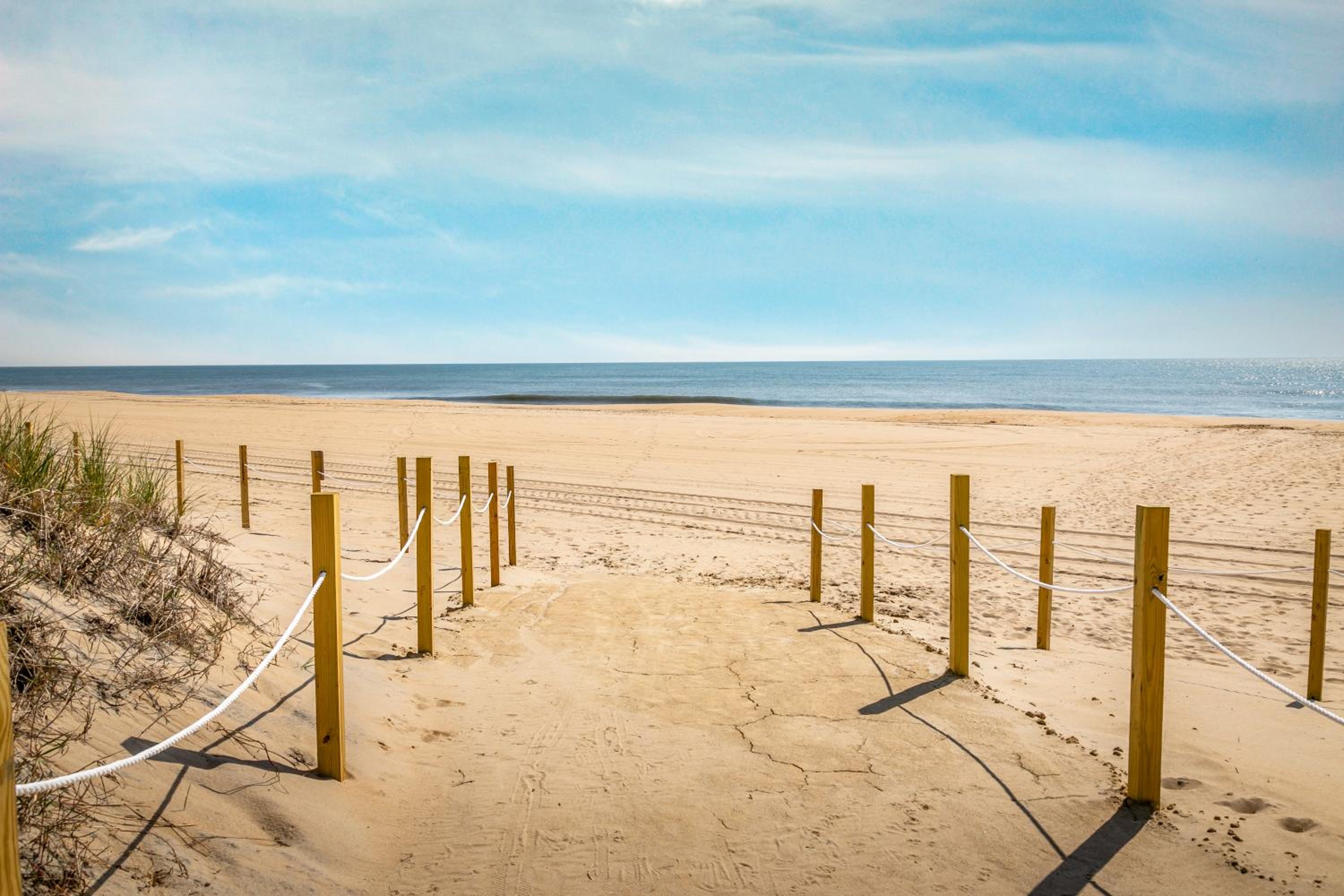 Ocean City Beach Retreat with Linens Included view 4