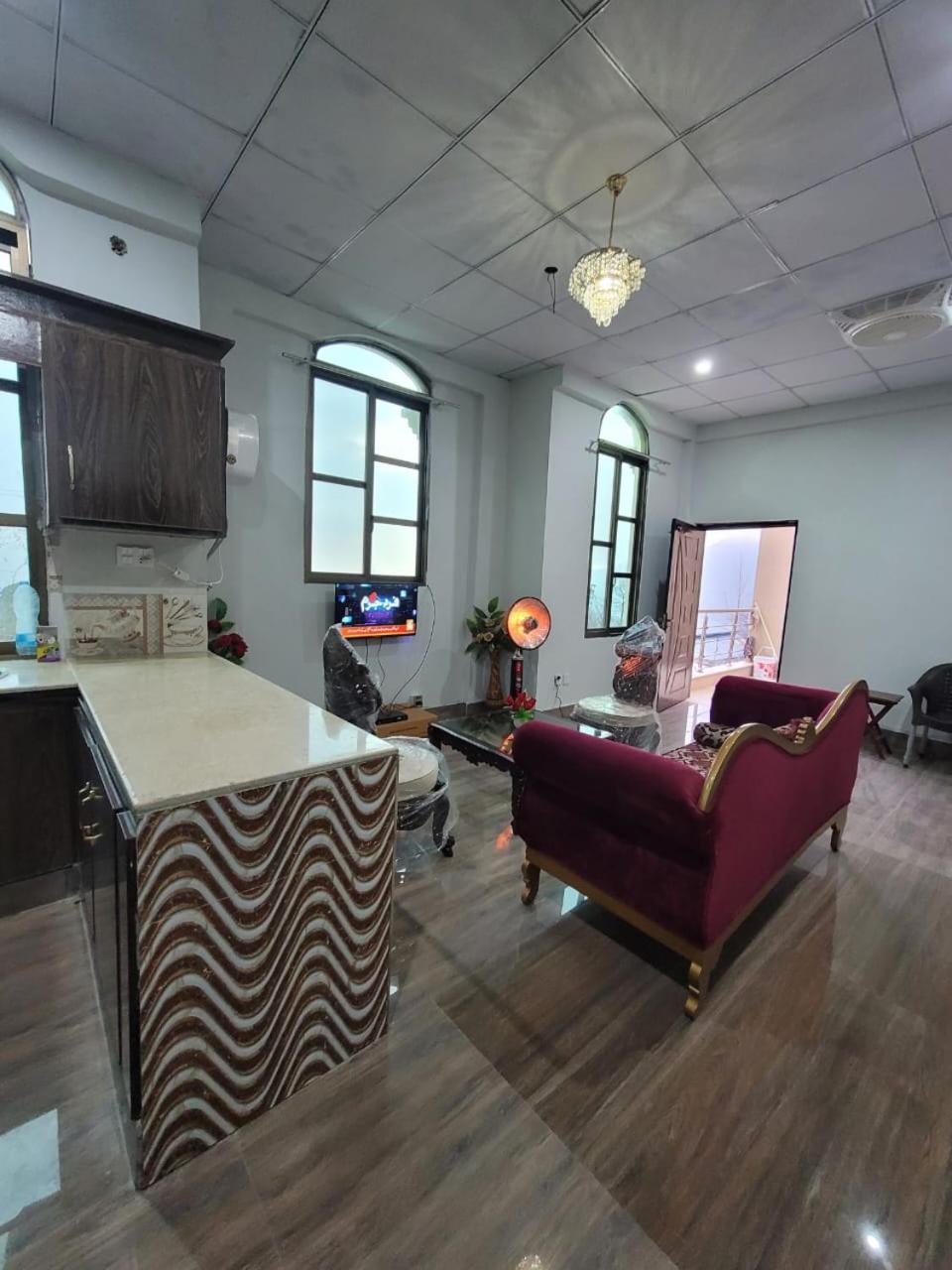 Patriata Luxury Suits