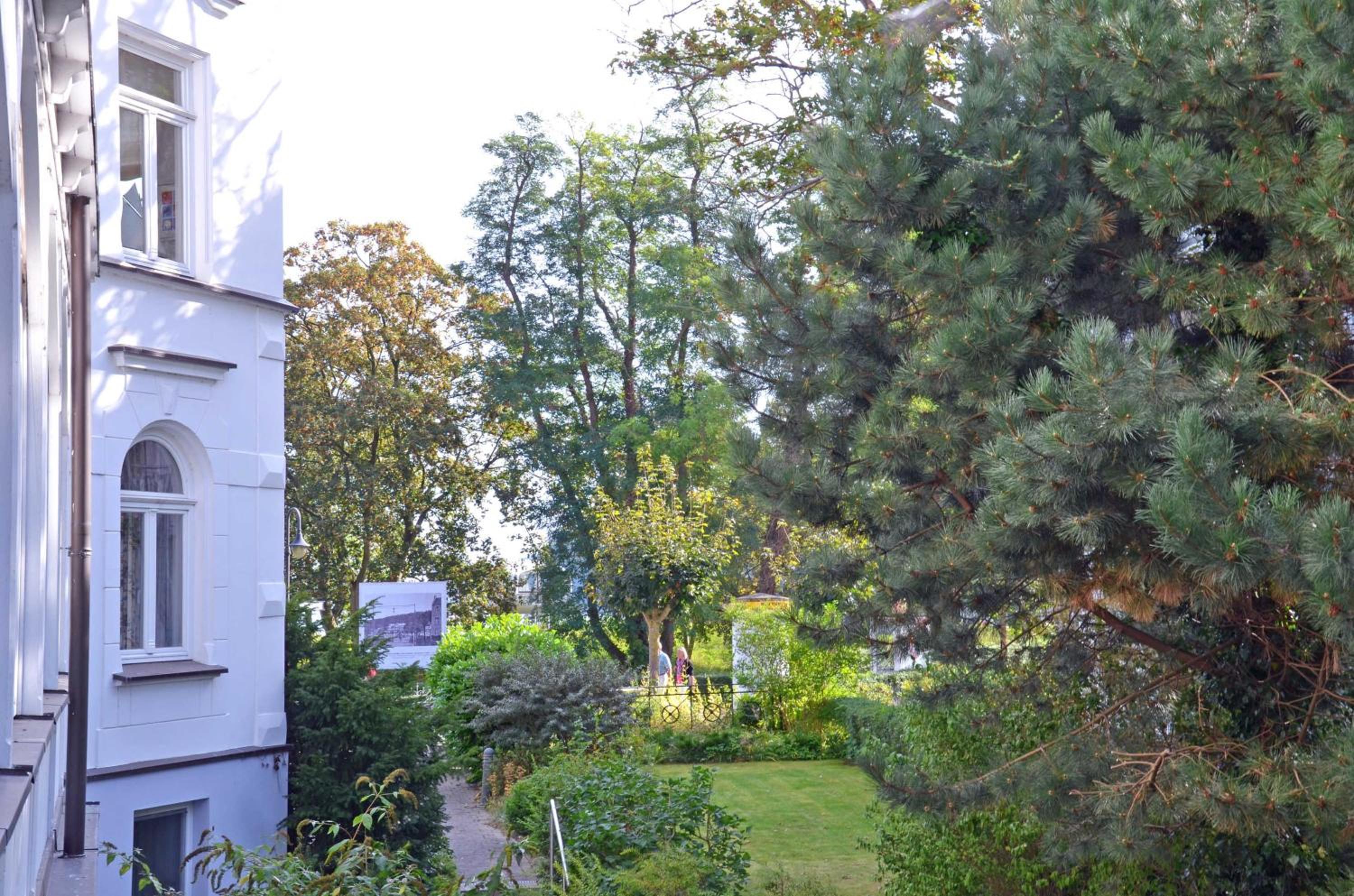 Ruhige FeWo mit Strandkorb, Villa Stranddistel, Binz view 3
