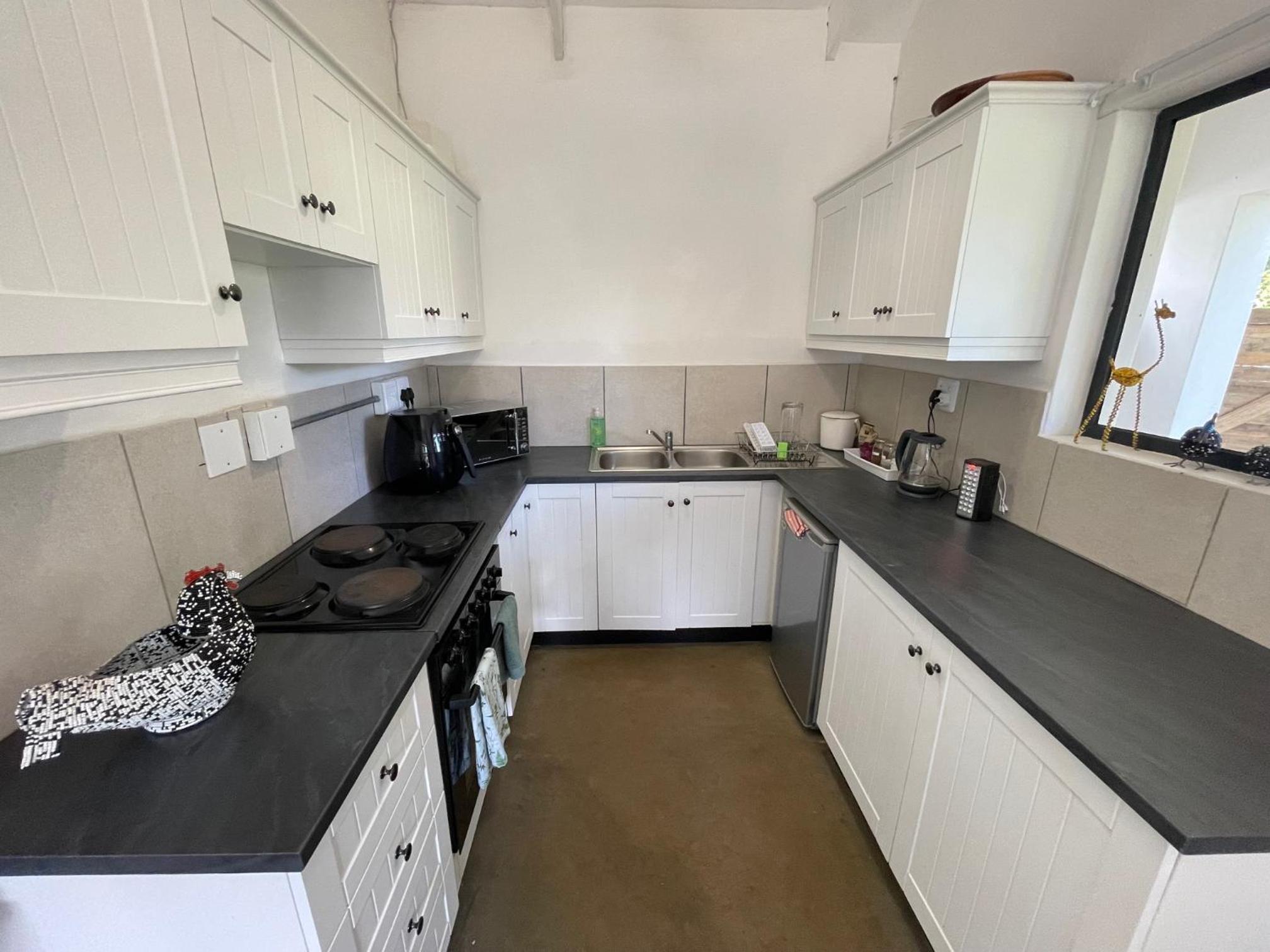 The Stables, Central Garden Cottage in Howick - Fastest WiFi in Howick