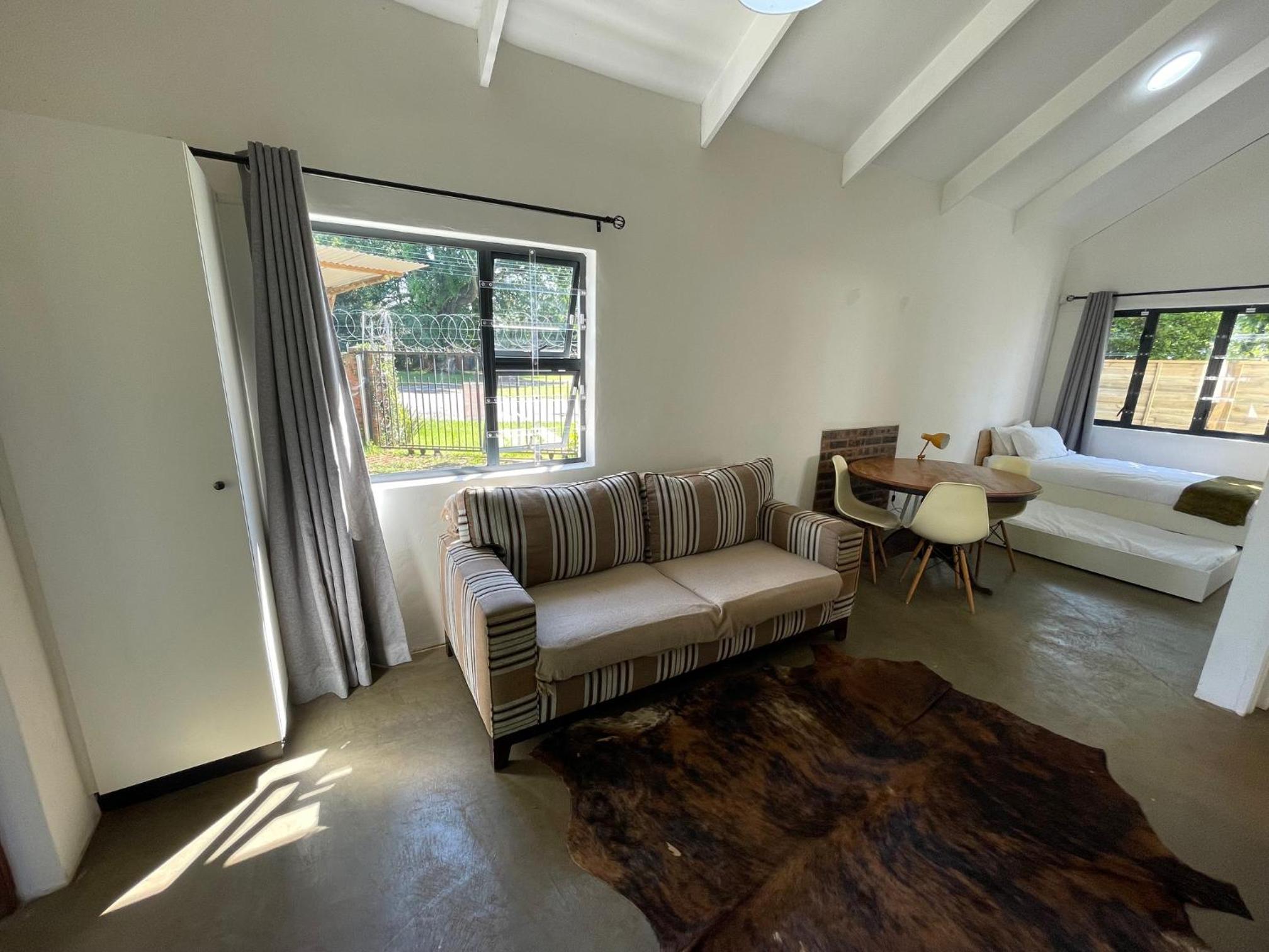 The Stables, Central Garden Cottage in Howick - Fastest WiFi in Howick