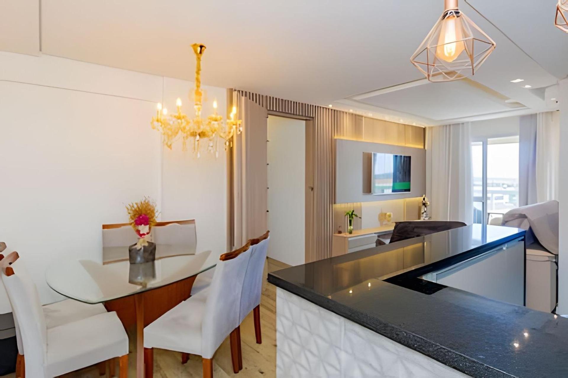 Apartamento 3 quartos com ar-condicionado acomoda até 12 pessoas