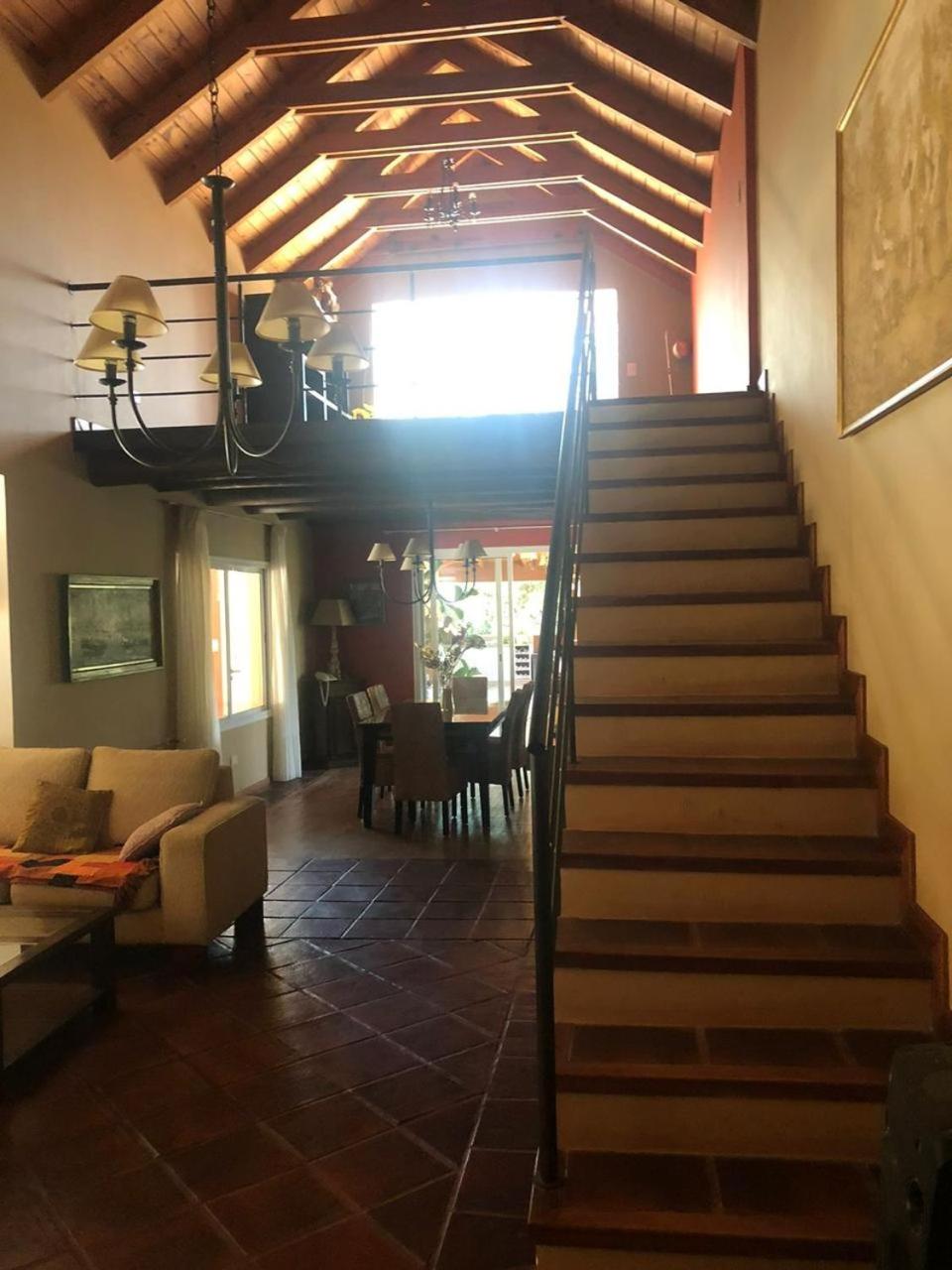 IMPORTANTE CASA EN SAN LORENZO SALTA . NICOLE DI RICO ALQUILERES TEMPORALES