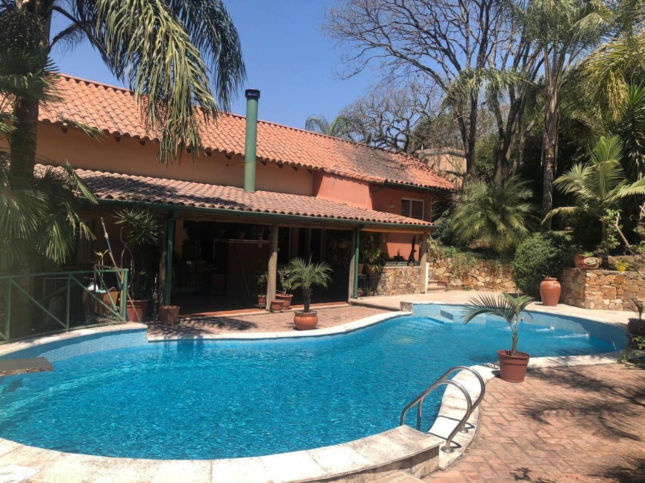 IMPORTANTE CASA EN SAN LORENZO SALTA . NICOLE DI RICO ALQUILERES TEMPORALES